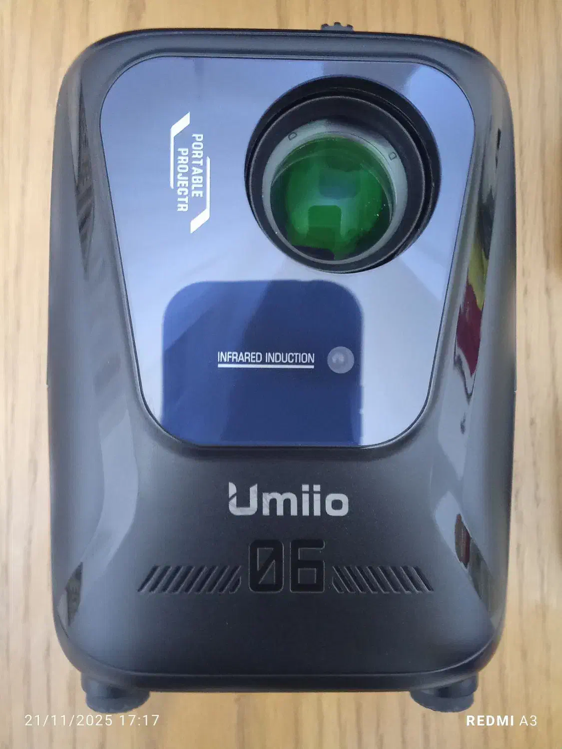 ویدیو پروژکتور یومیو Q4|تلویزیون و پروژکتور|سنندج, |دیوار