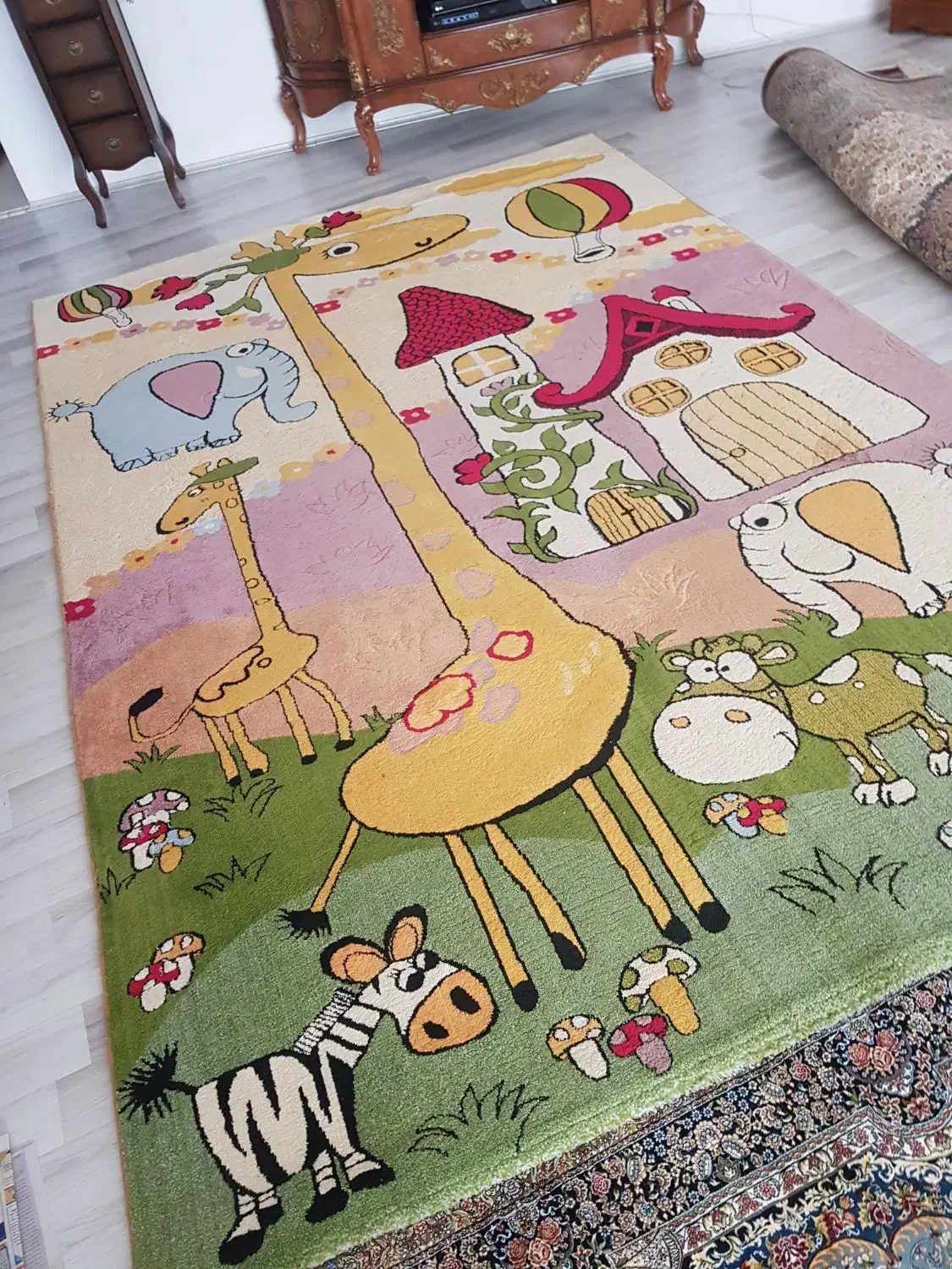 فرش کارتونی ۶ متری|فرش|اردبیل, |دیوار