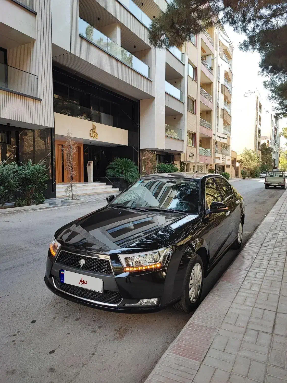 دنا پلاس EF7 1402|خودرو سواری و وانت|اصفهان, تیران|دیوار