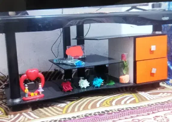 میزوتلویزیون باهم|میز تلویزیون|سنگر, |دیوار