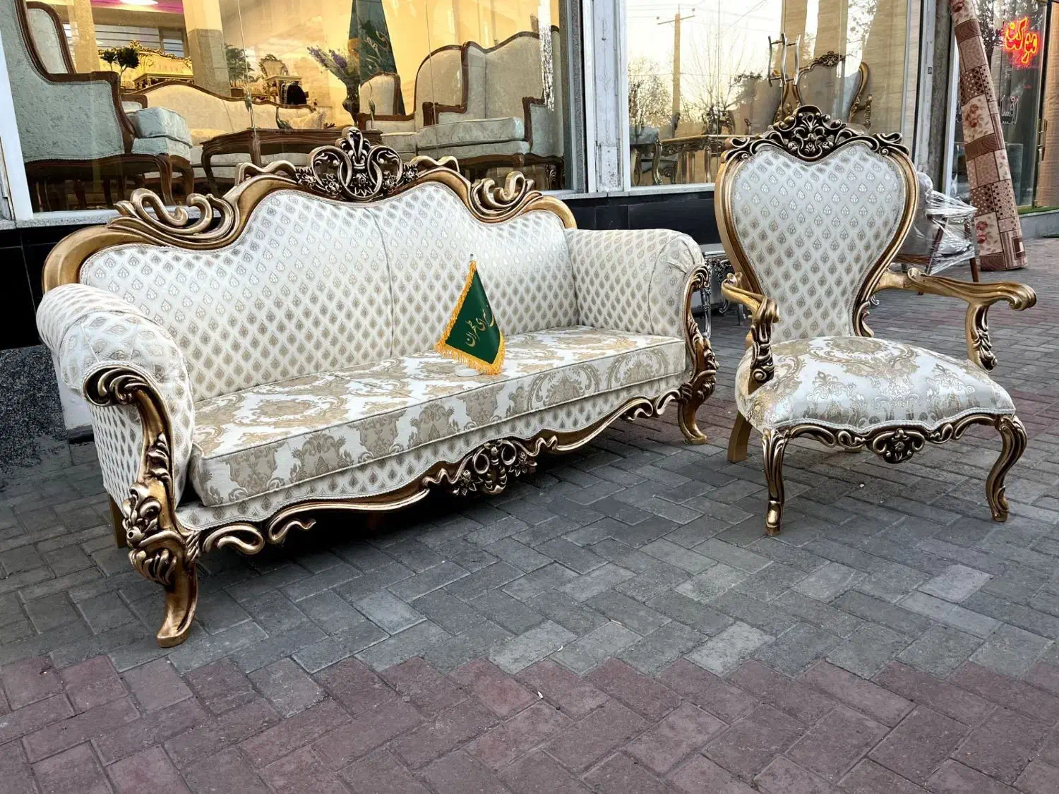 مبل سلطنتی)&مدل رویا // با متریال بالا|مبلمان خانگی و میز عسلی|همدان, |دیوار