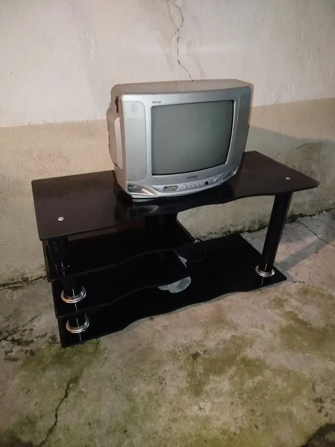 میز تلویزیون با تلویزیون|میز تلویزیون|رشت, بیجارپس|دیوار