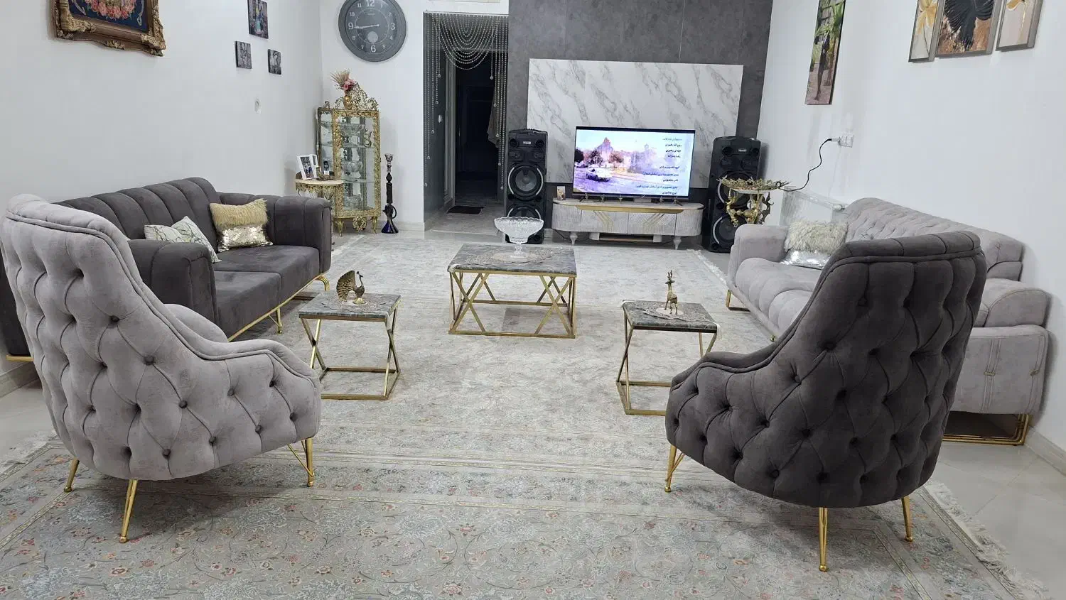 مبل راحتی با جلو مبلی و عسلی در حد نو|مبلمان خانگی و میز عسلی|ورامین, ورامین|دیوار