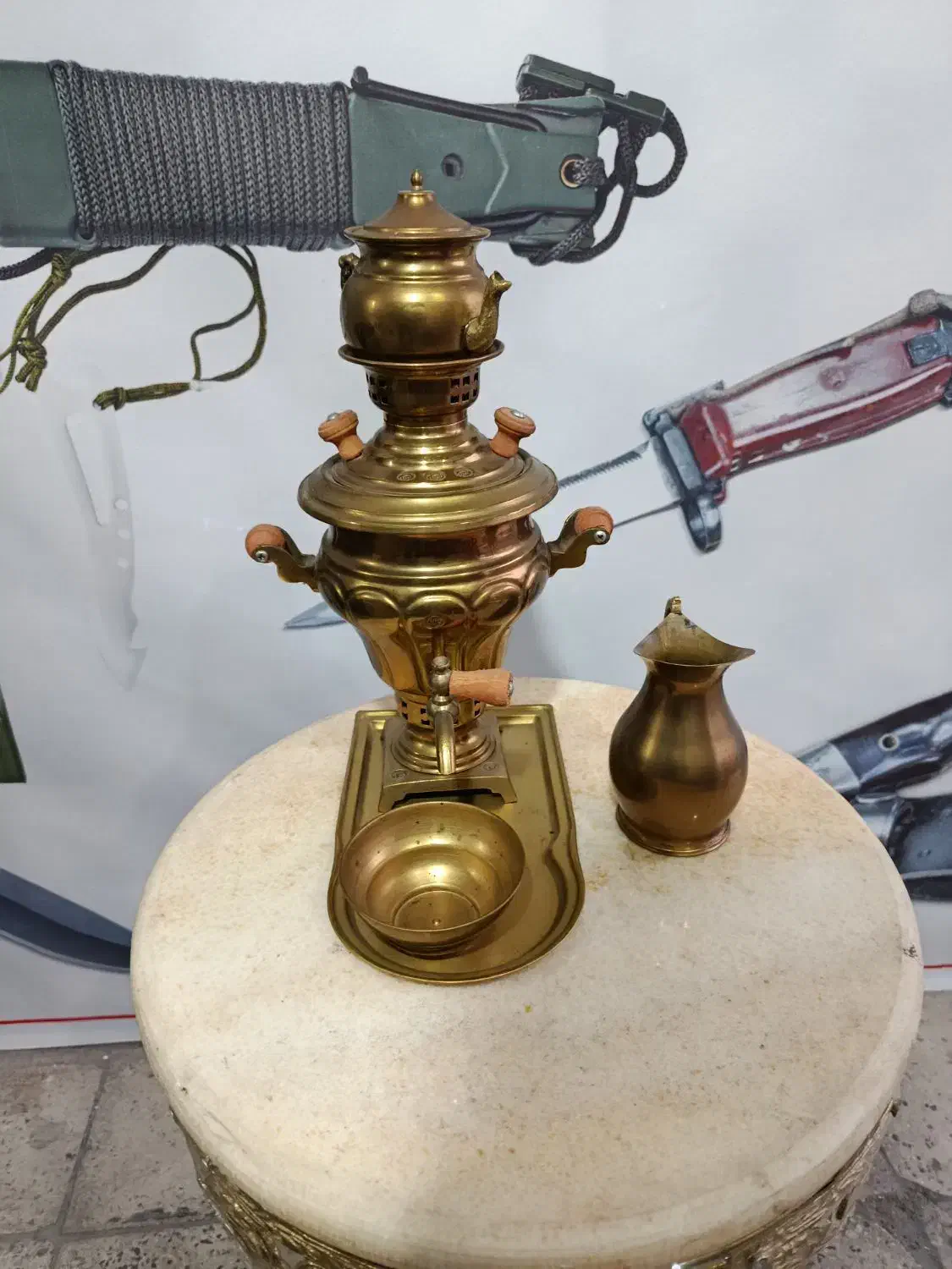 سماور برنجی ذغالی یک لیتری طرح روس|سماور، چایساز، قهوهساز|خرمدره, |دیوار