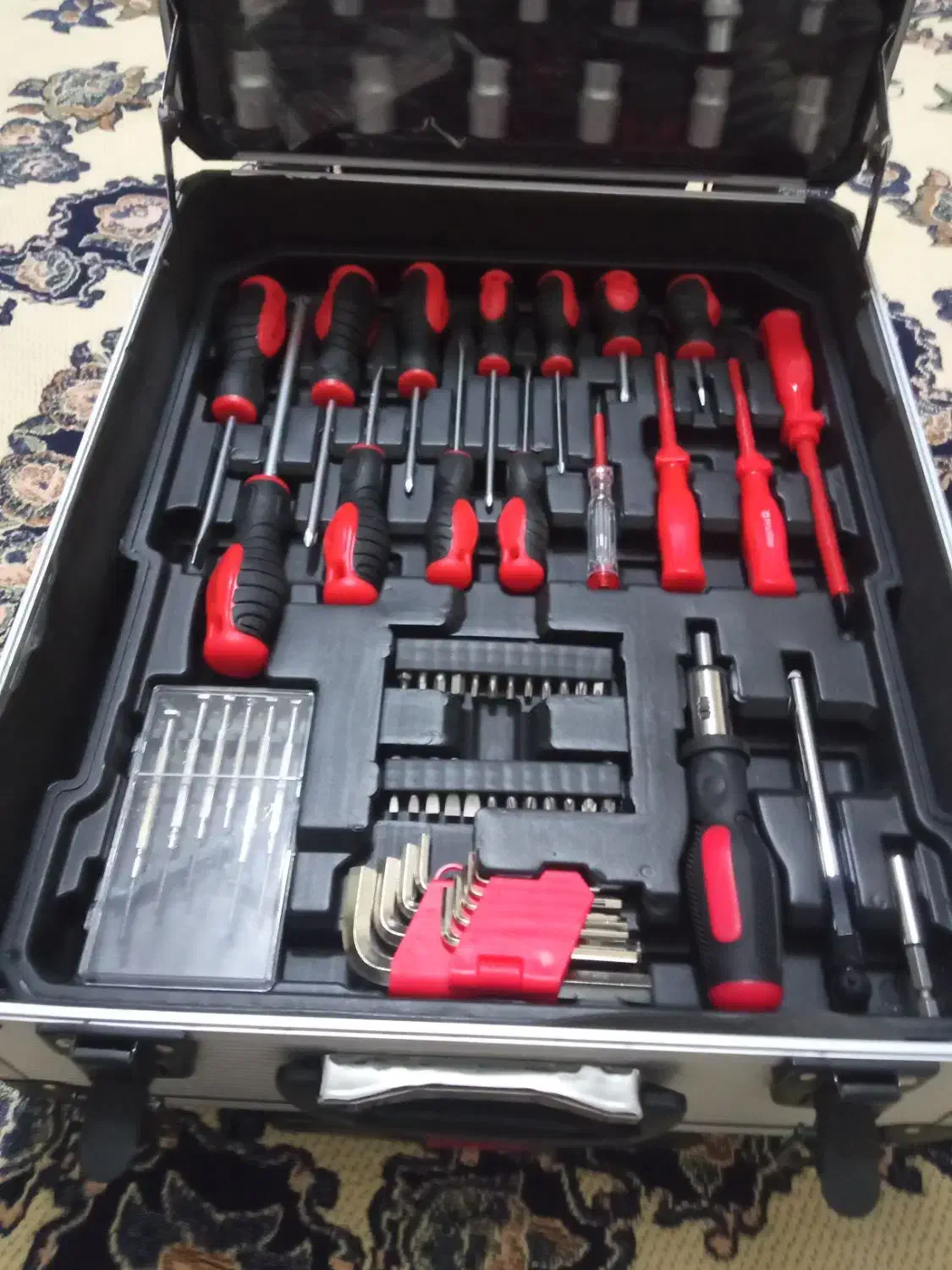 جعبه ابزار کامل خارجی|ابزارآلات|سنندج, |دیوار