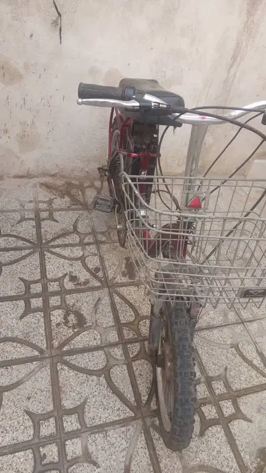 دوچرخه برقی کاملا سالم|دوچرخه، اسکیت، اسکوتر|ورامین, شهرک مدرس|دیوار