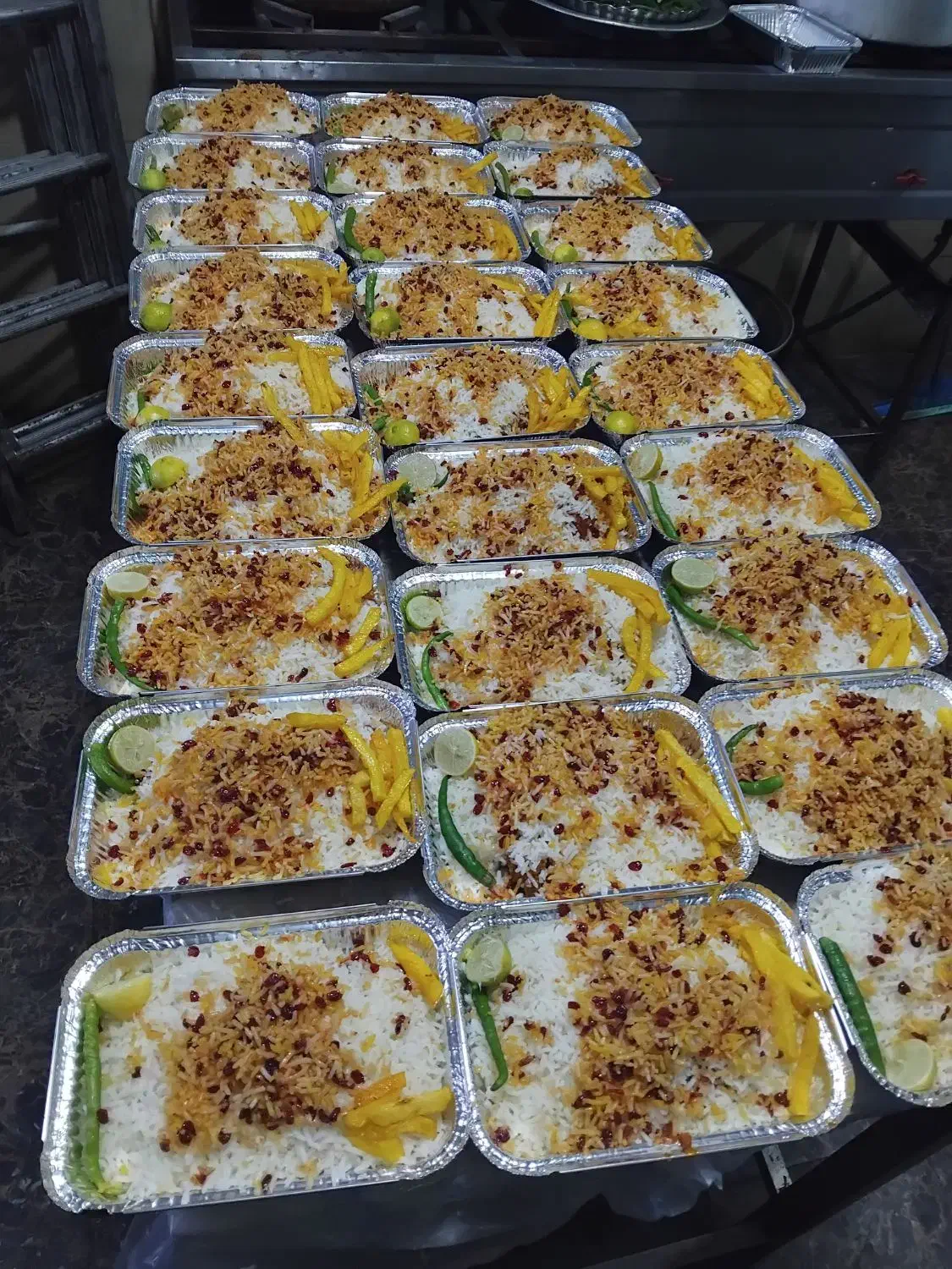 به تعدادی پیک موتوری|استخدام خدمات فروشگاه و رستوران|تهران, زهتابی|دیوار