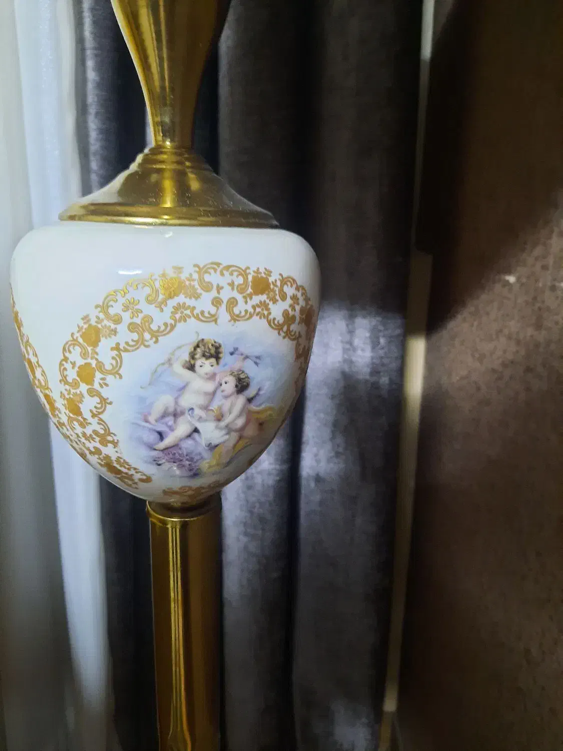 اباژور|چراغ خواب و آباژور|تهران, نیروی هوایی (پیروزی)|دیوار