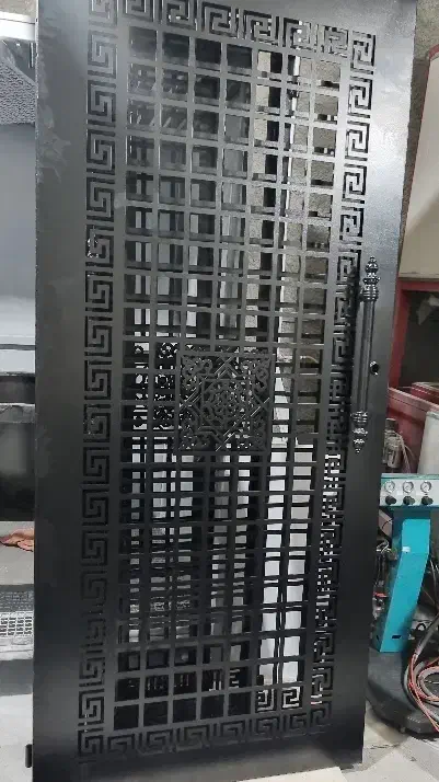 رنگ کوره ای درب cnc و کابینت فلزی|خدمات پیشه و مهارت|بافق, |دیوار