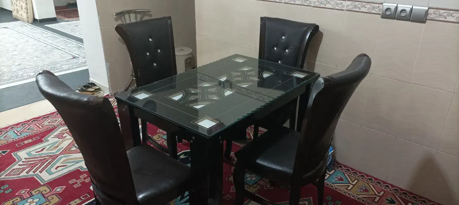 میز ناهار خوری چهار نفره|میز و صندلی غذاخوری|کوه چنار, |دیوار