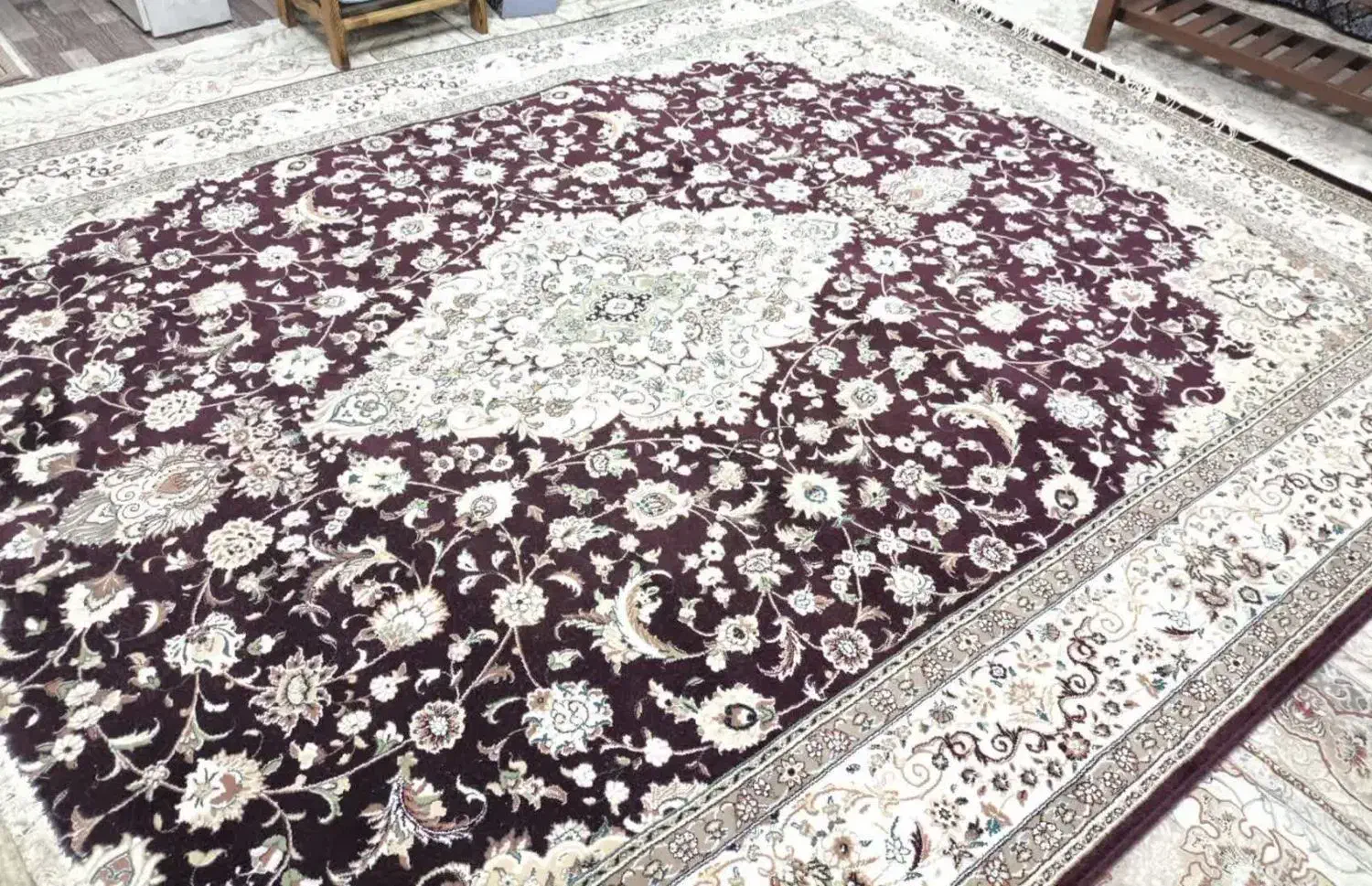 فروش فرش 9 متری 15میلیون و500|فرش|بندر انزلی, نیمه شعبان|دیوار