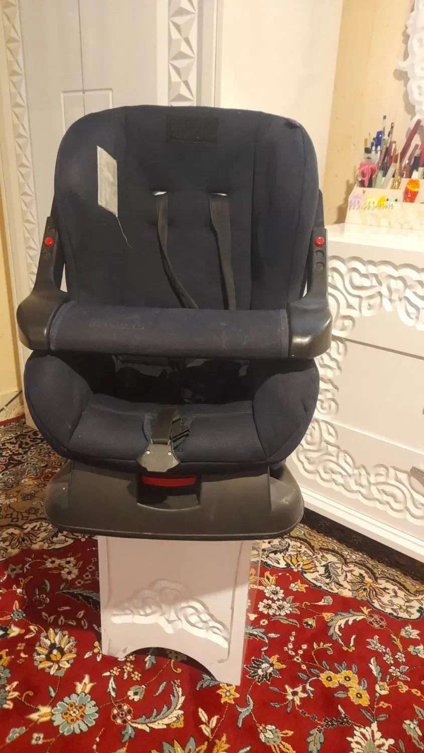 صندلی بچه ماشین|تخت و صندلی بچه|شیراز, شیخ روزبهان|دیوار