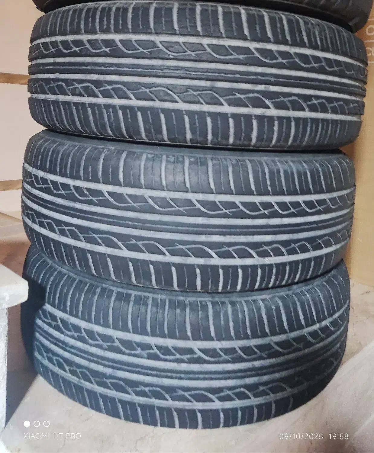 لاستیک ماشین سمند|قطعات یدکی و لوازم جانبی|دوگنبدان, |دیوار