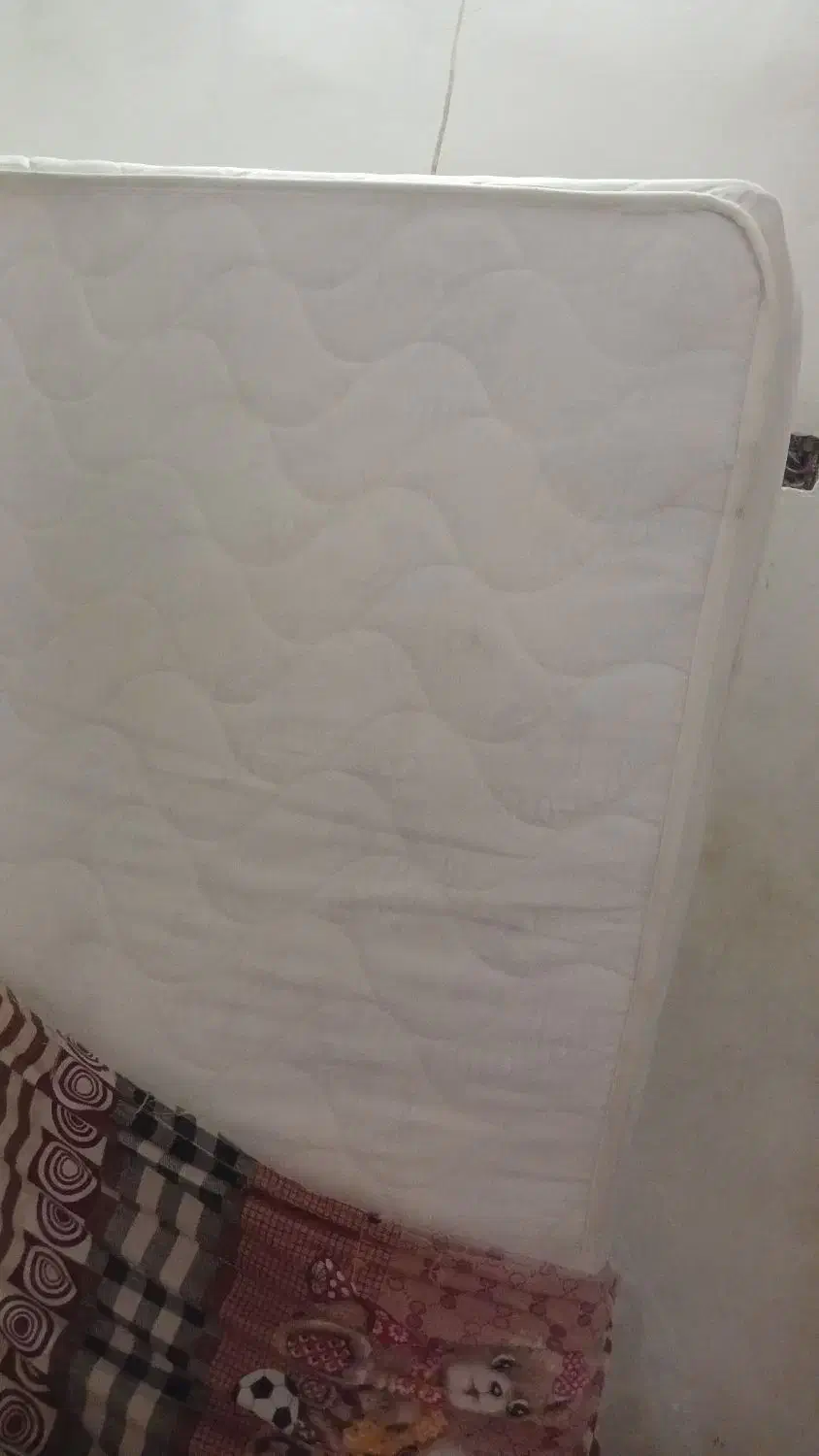 دوشک وتخت خواب باهم باقیمت مناسب تمیز|تشک تختخواب|شادگان, |دیوار