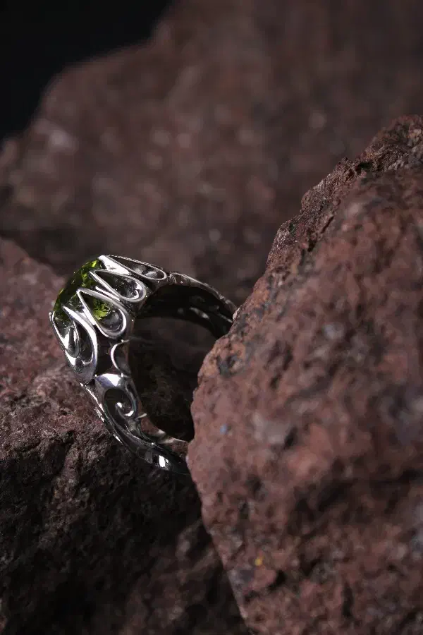 انگشتر زبرجد اصل،رکاب نقره ۴گرم، سایز ۶۰|جواهرات|تهران, حبیب الله|دیوار