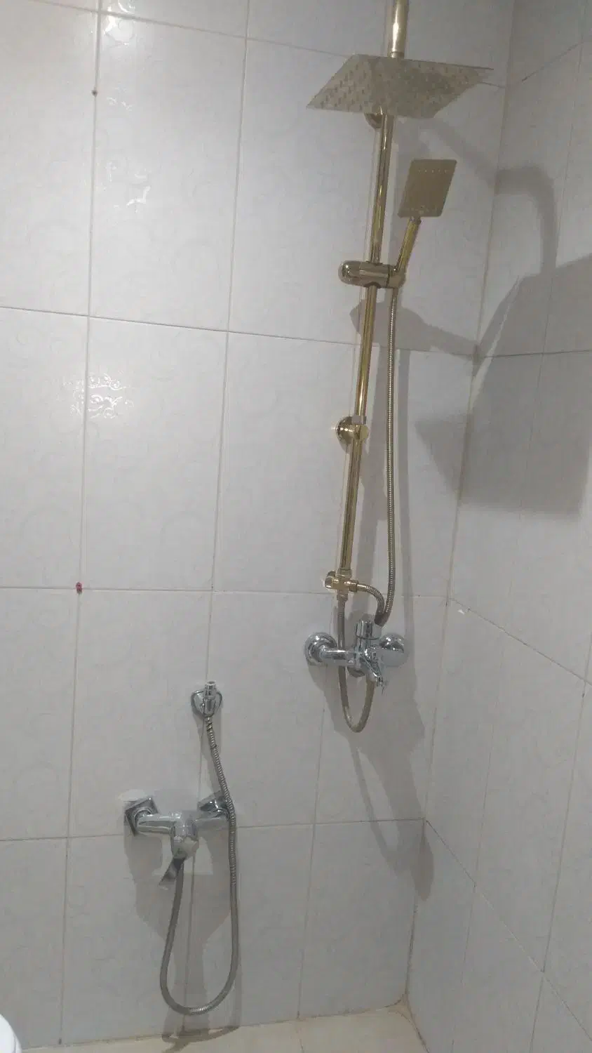 شیر آلات|لوازم سرویس بهداشتی|کرج, باغستان|دیوار