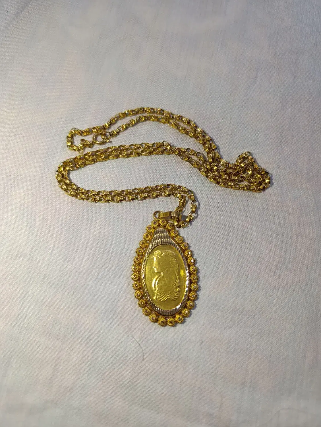 گردنبند طلا ۳۰۰بالاخام|جواهرات|خرمآباد, |دیوار