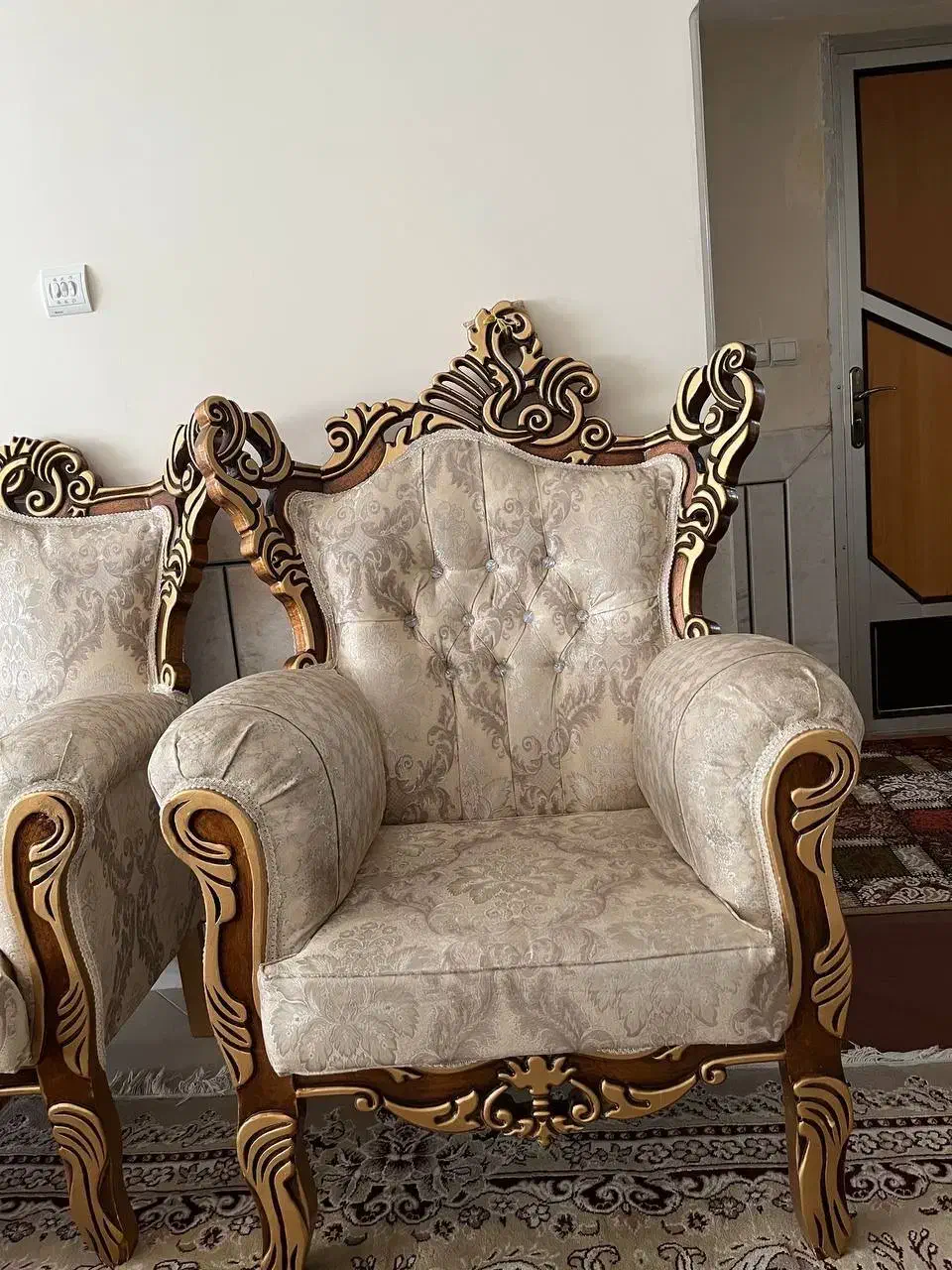 فروش مبل هفت نفره|مبلمان خانگی و میز عسلی|فولادشهر, B5|دیوار