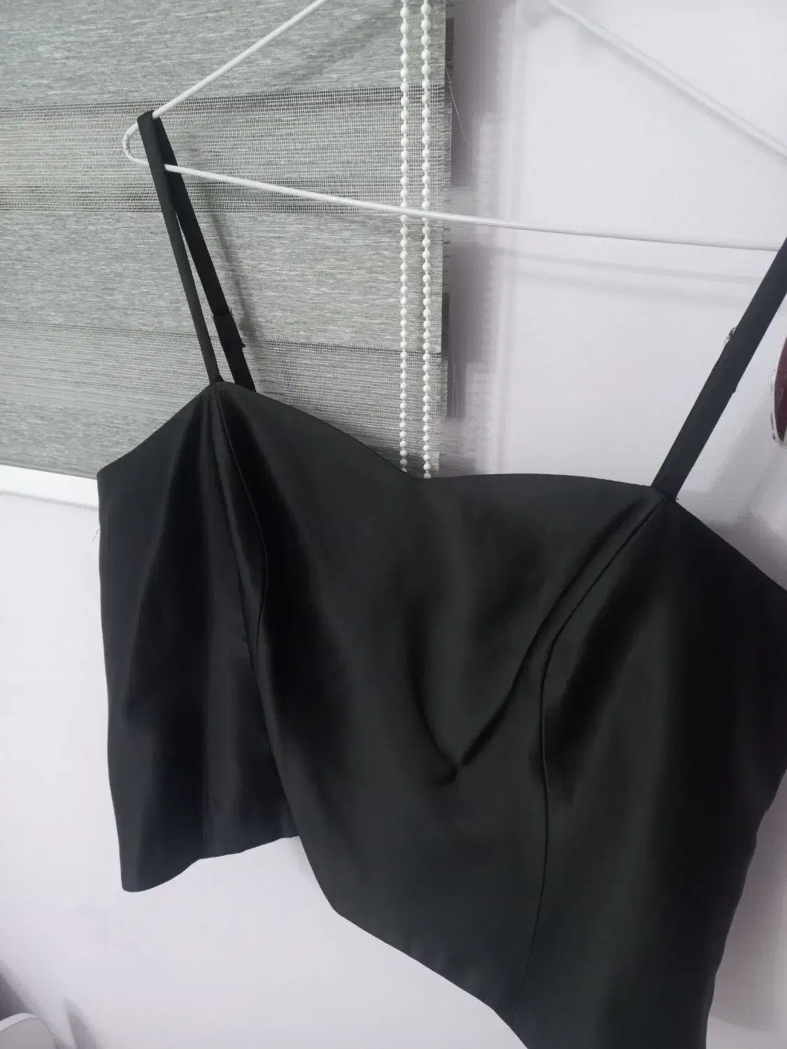 کت و دامن و تاپ|لباس|رشت, جانبازان|دیوار