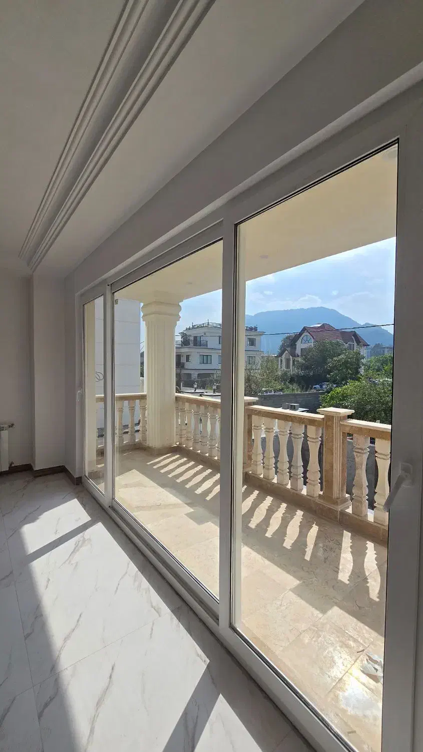 اجاره طبقه اول از دو طبقه روی پیلوت/لوکیشن برند|اجارهٔ آپارتمان|رامسر, |دیوار