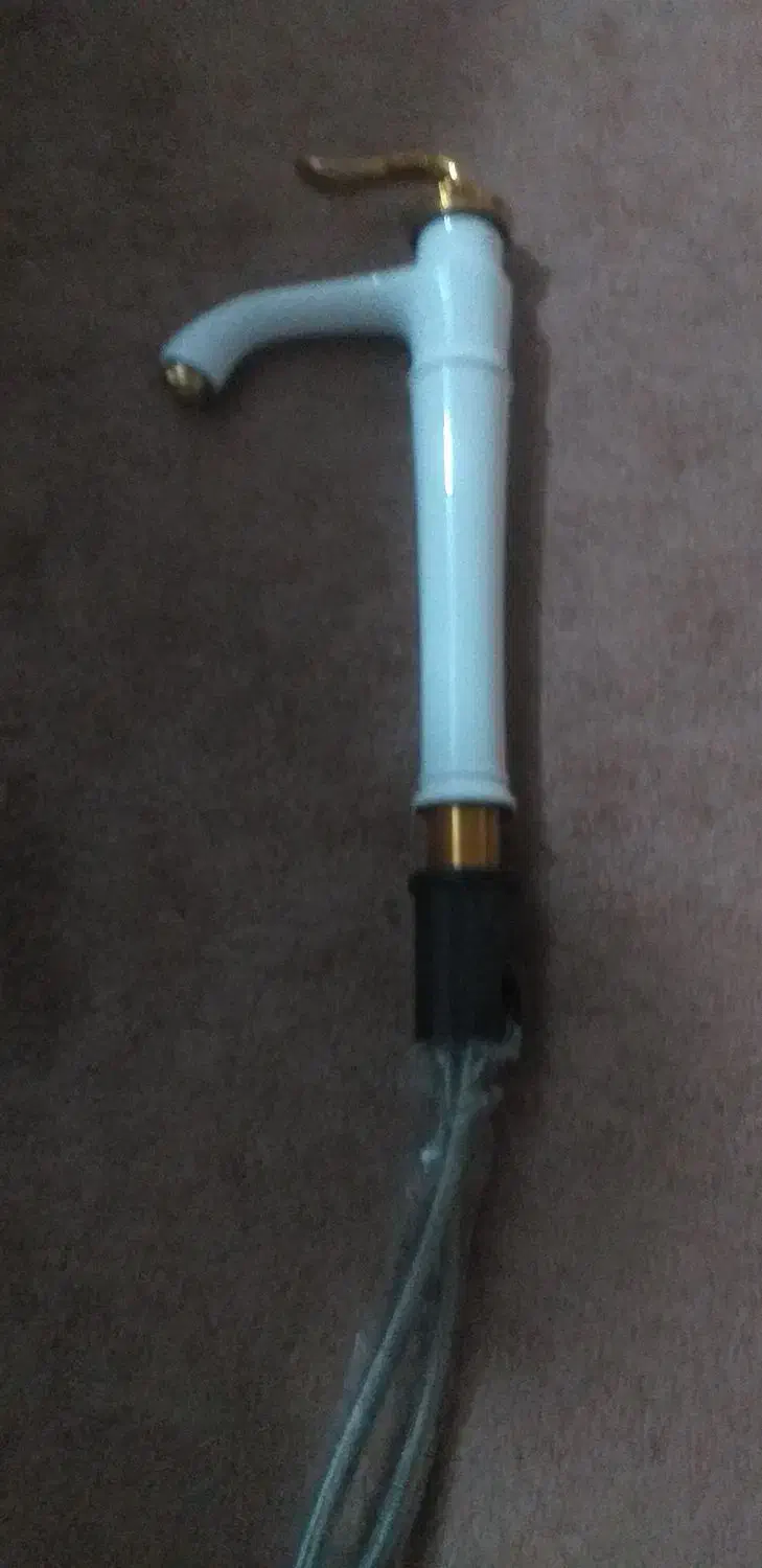 شیر طلایی سفید درحدنو|لوازم سرویس بهداشتی|آبادان, |دیوار