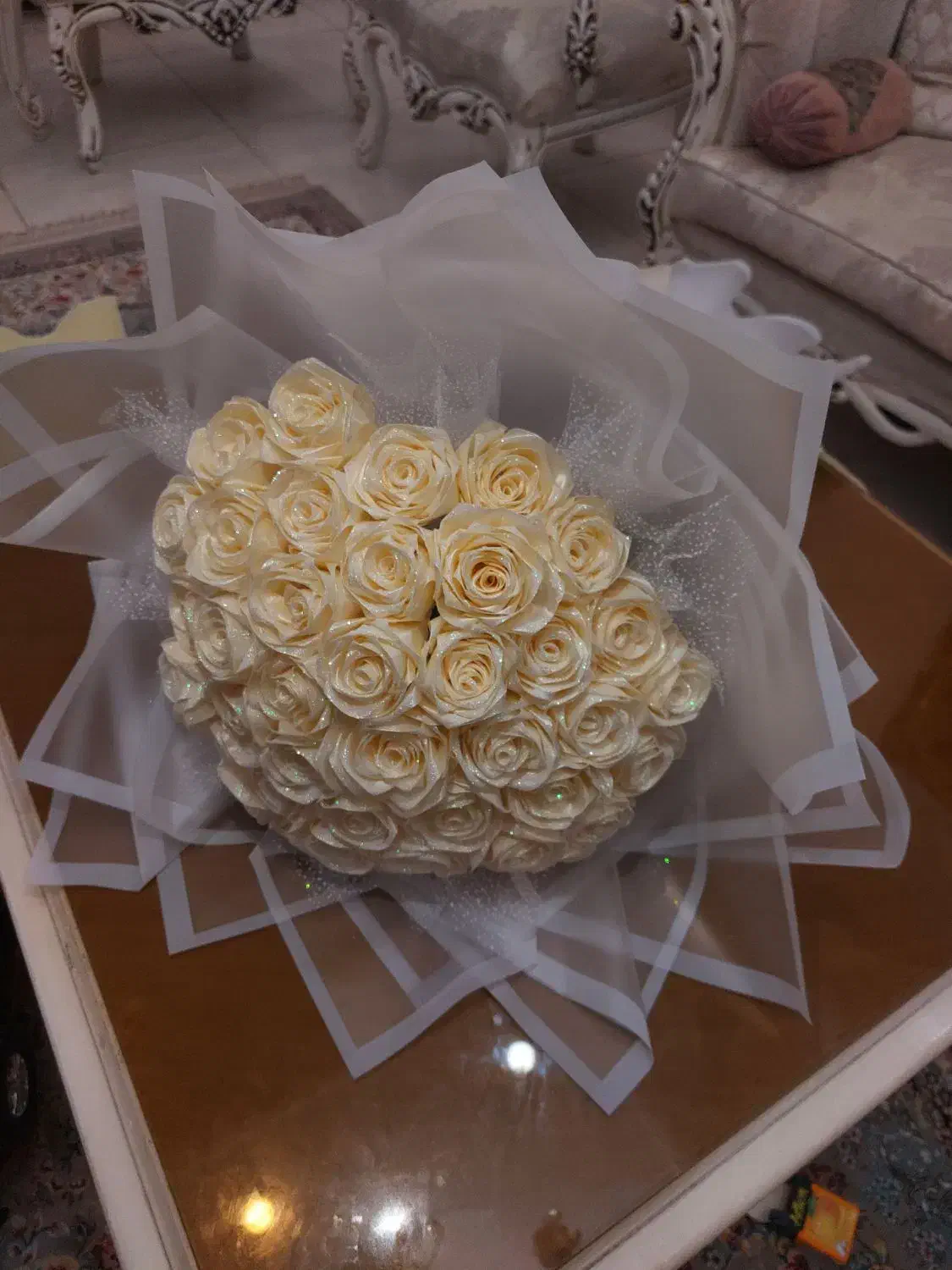 دسته گل باکس هدیه|گل مصنوعی|اسلامشهر, شهرک قائمیه|دیوار