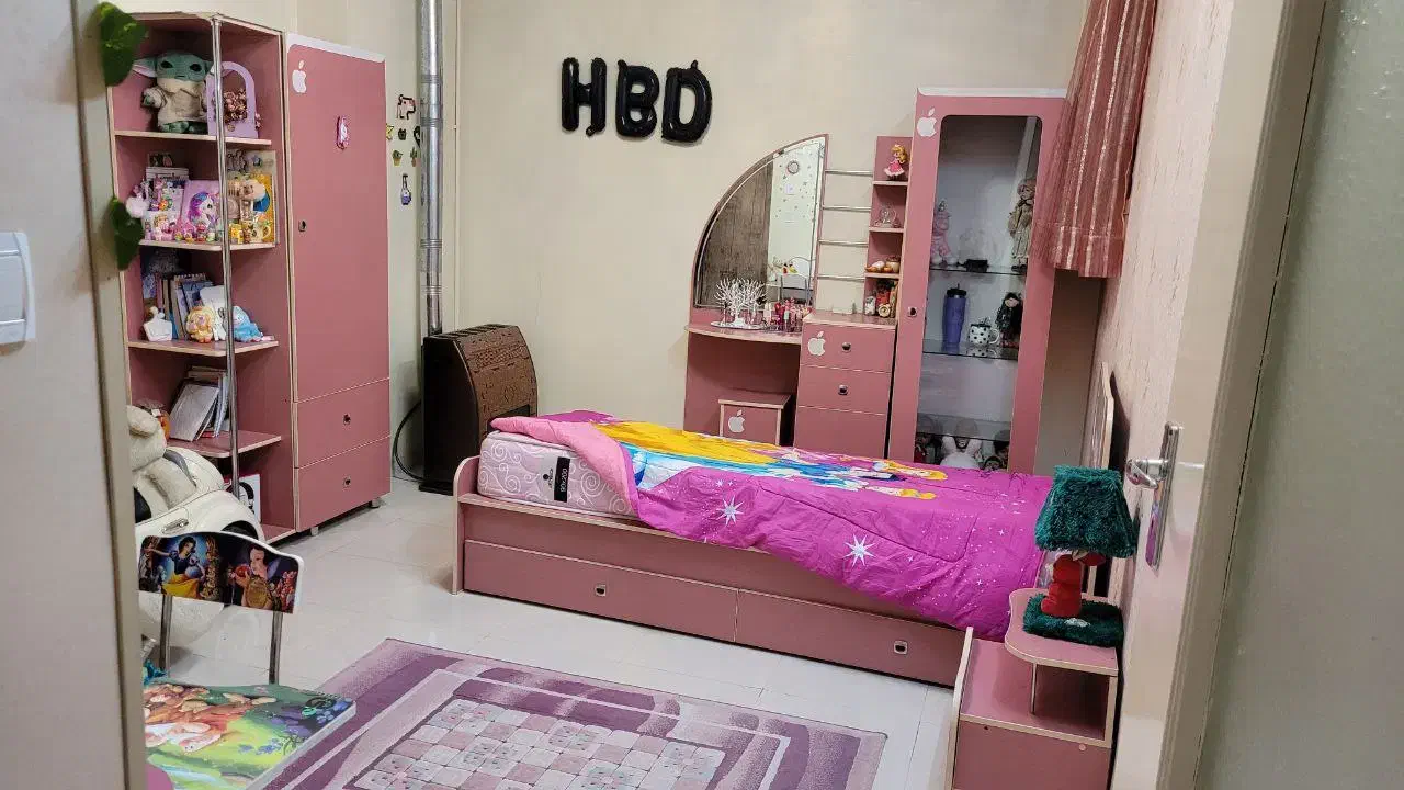 سرویس خواب جوان همراه با میز التحریر|تخت و سرویس خواب|اصفهان, مسجد مصلی|دیوار