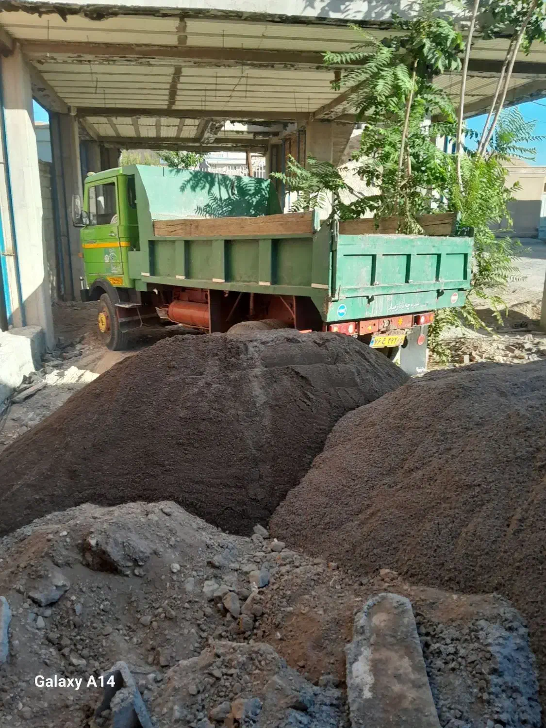 انواع شن شن شسته  گلومک قیمت مناسب|مصالح و تجهیزات ساختمان|کرمان, |دیوار