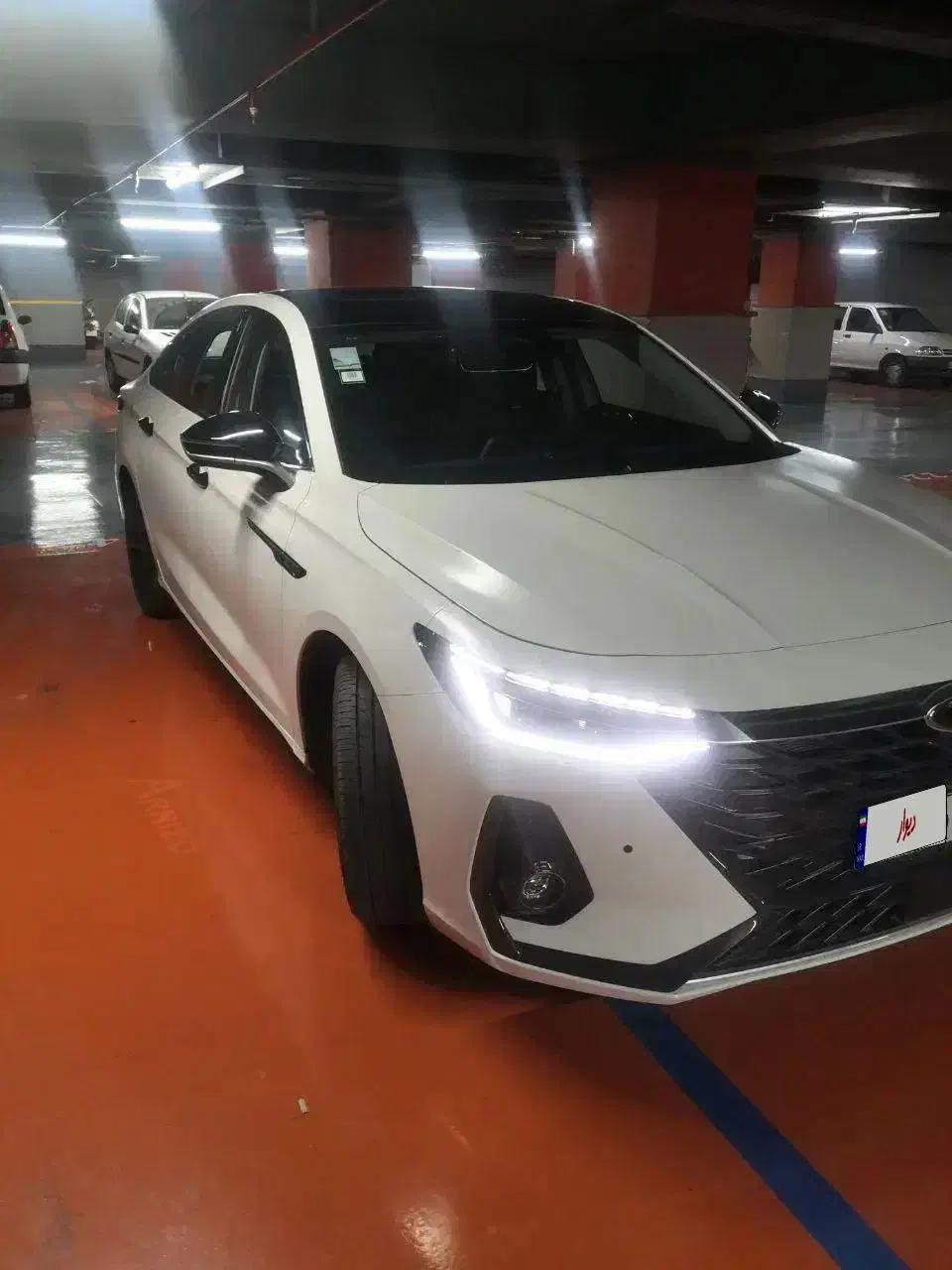 فروش آریزو ۸ سفید صفر مدل ۱۴۰۴|خودرو سواری و وانت|یزد, |دیوار