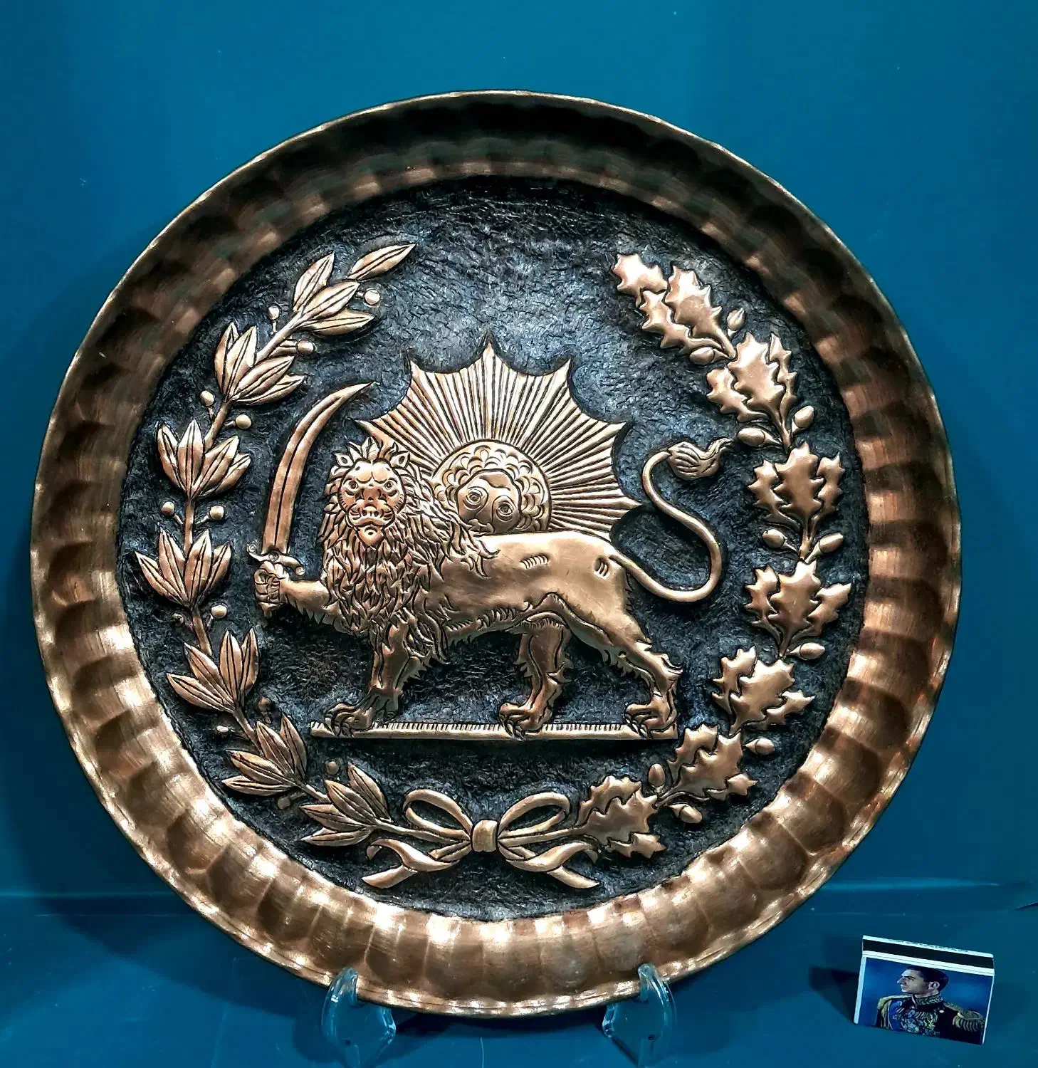 شیر و خورشید (معاوضه کالا به کالا)عضو کانال شو|کلکسیون اشیاء عتیقه|قم, شهید رجایی|دیوار