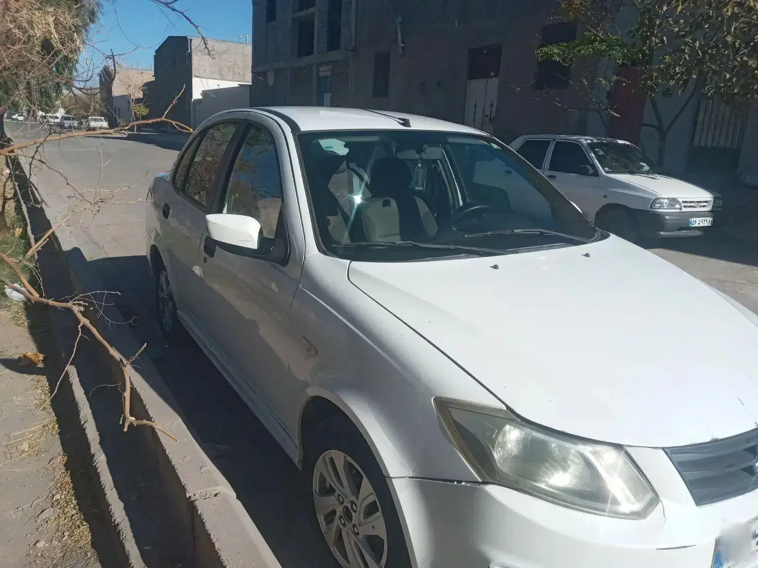 ساینا ۹۷ فروشی|خودرو سواری و وانت|سیرجان, |دیوار