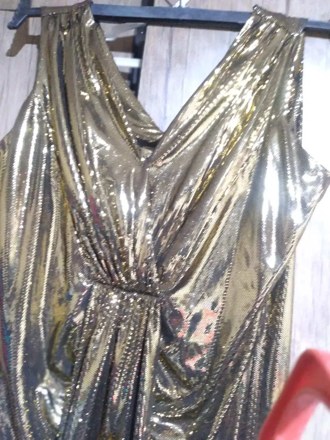 دوهددلباس مجلسی طلایی ومشکی خیلی شبک بفروش میرسد|لباس|شاهینشهر, شهرک گلدیس|دیوار