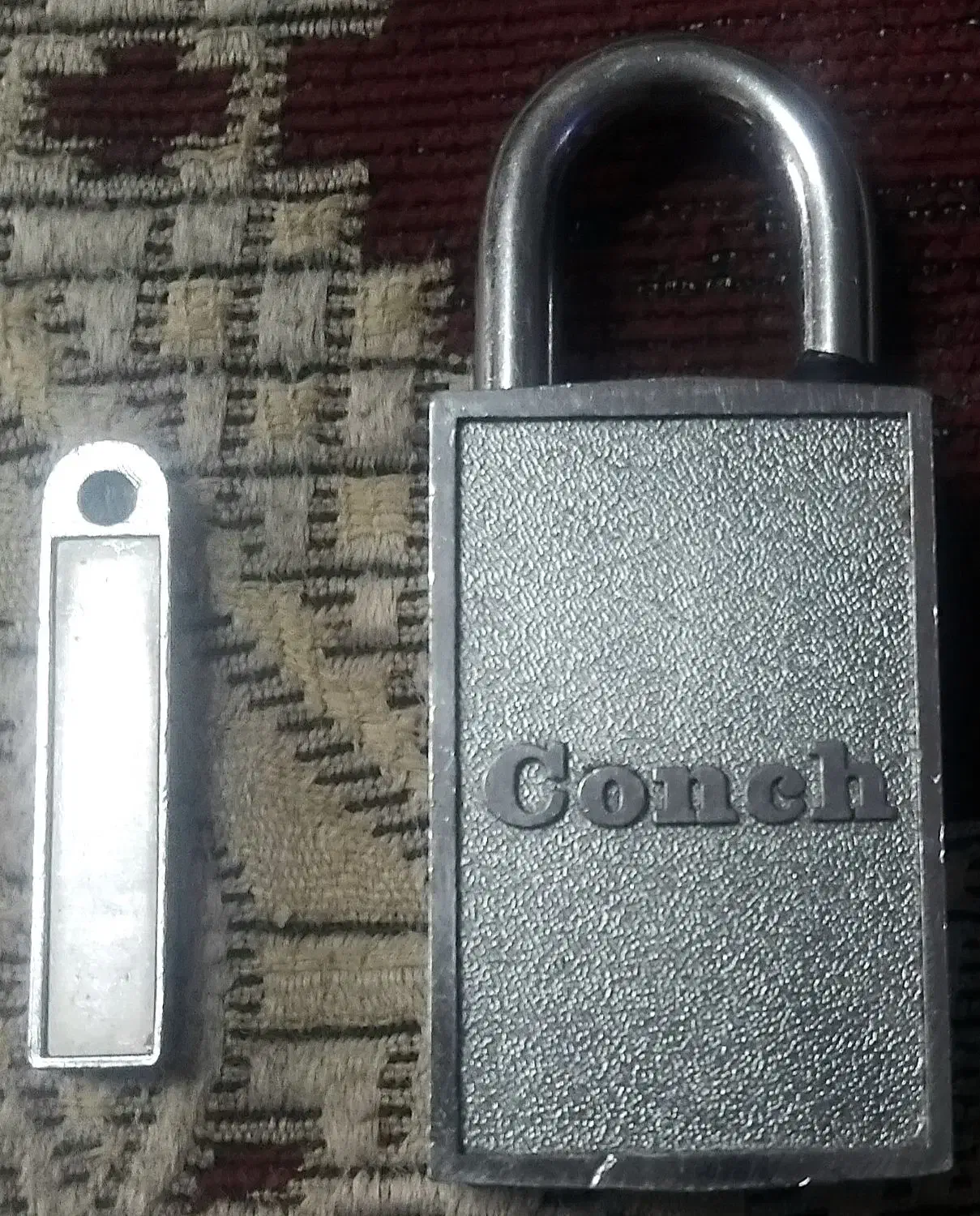 قفل انتیک قدیمی مغناطیسی عتیقه|کلکسیون اشیاء عتیقه|پردیس, فاز ۱۱|دیوار