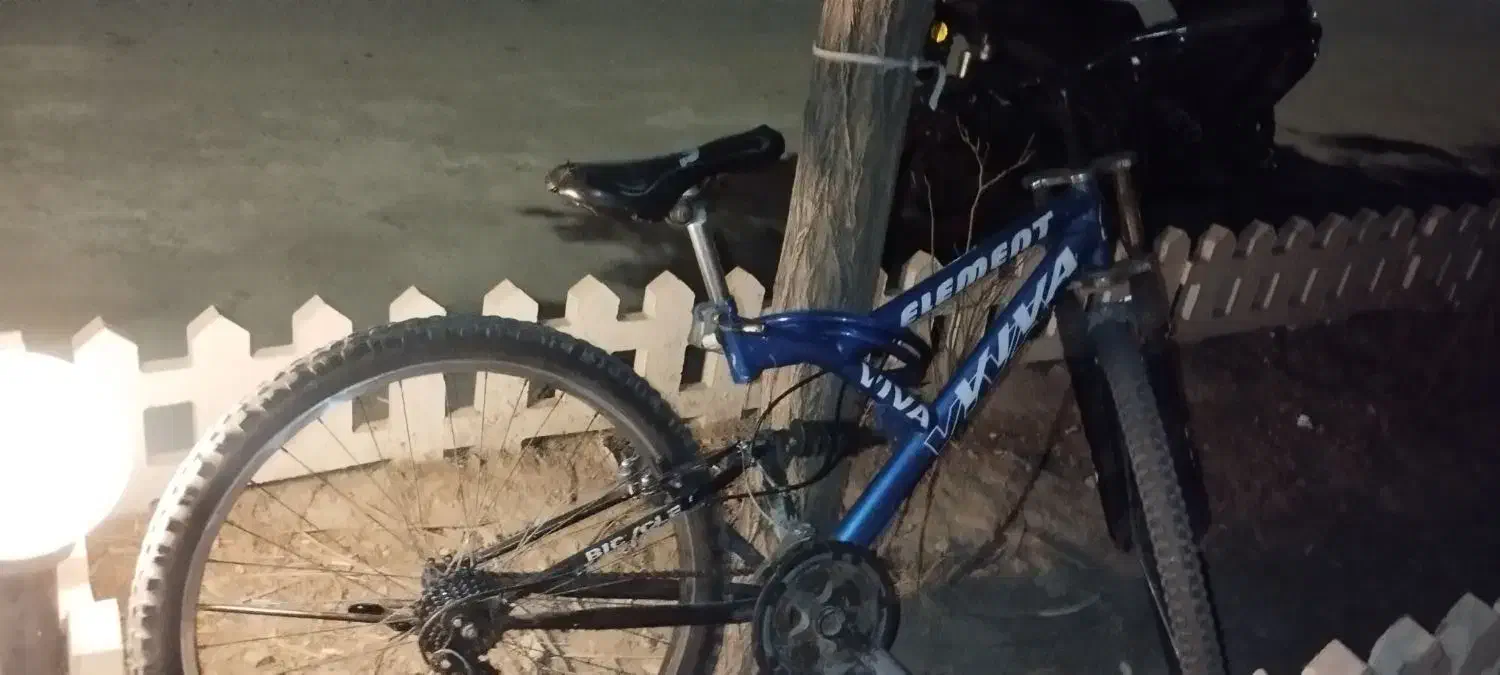 دوچرخه|دوچرخه، اسکیت، اسکوتر|چهارباغ, |دیوار