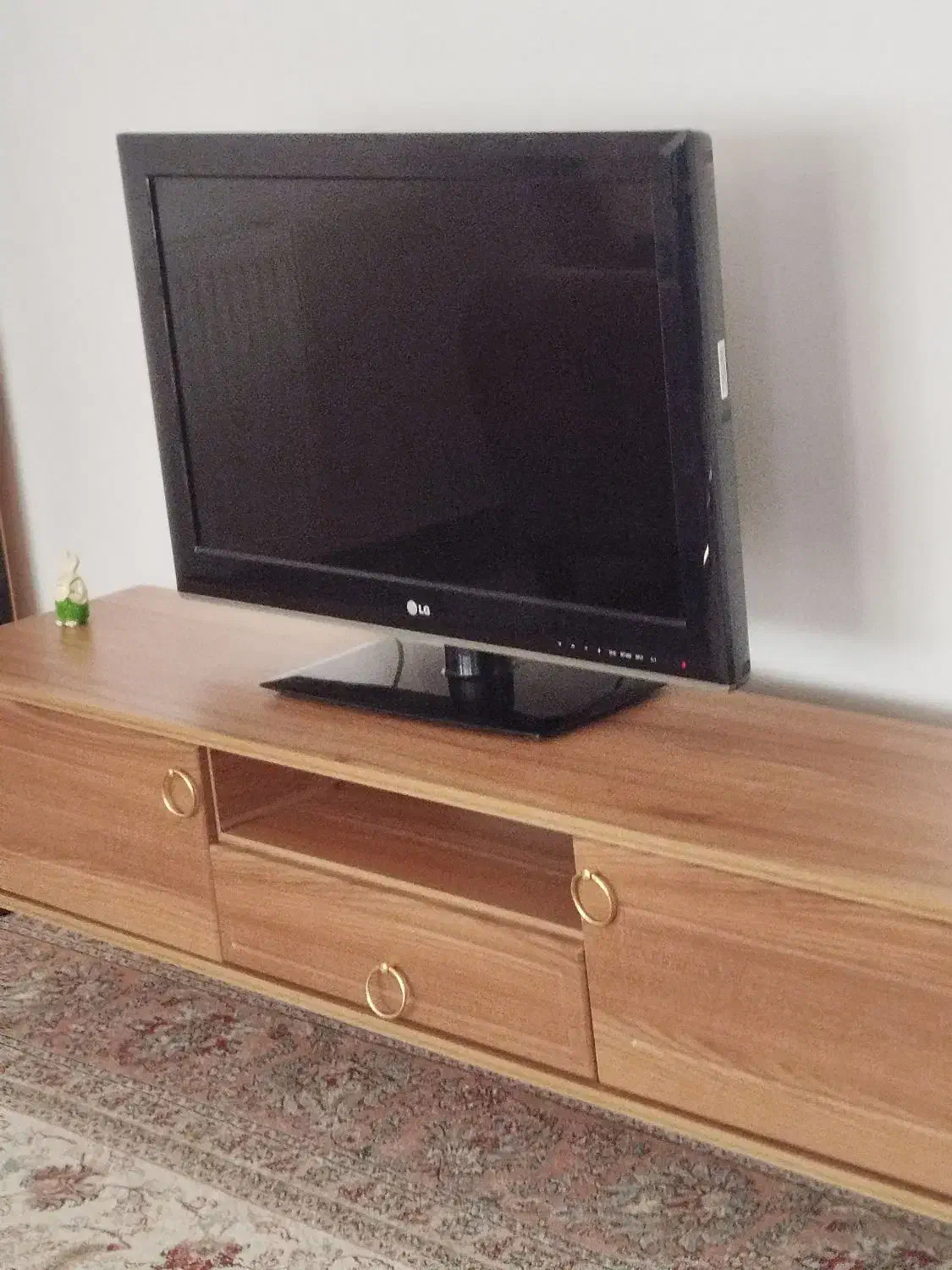 ال سی دی ۳۲اینچ ال جی|تلویزیون و پروژکتور|مبارکه, |دیوار