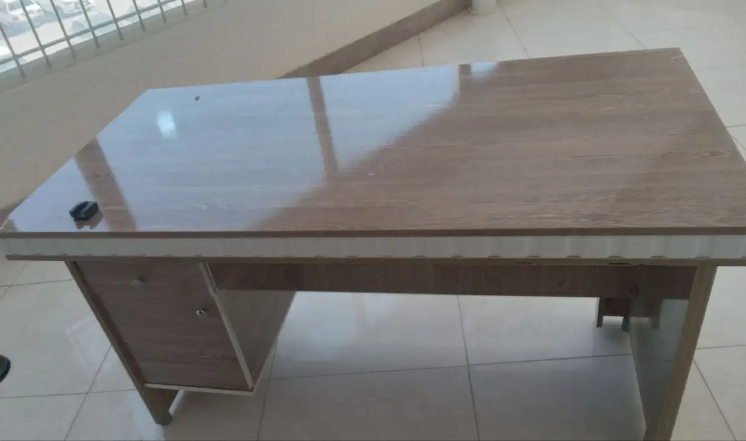 میز اداری|مبلمان اداری|بیرجند, |دیوار