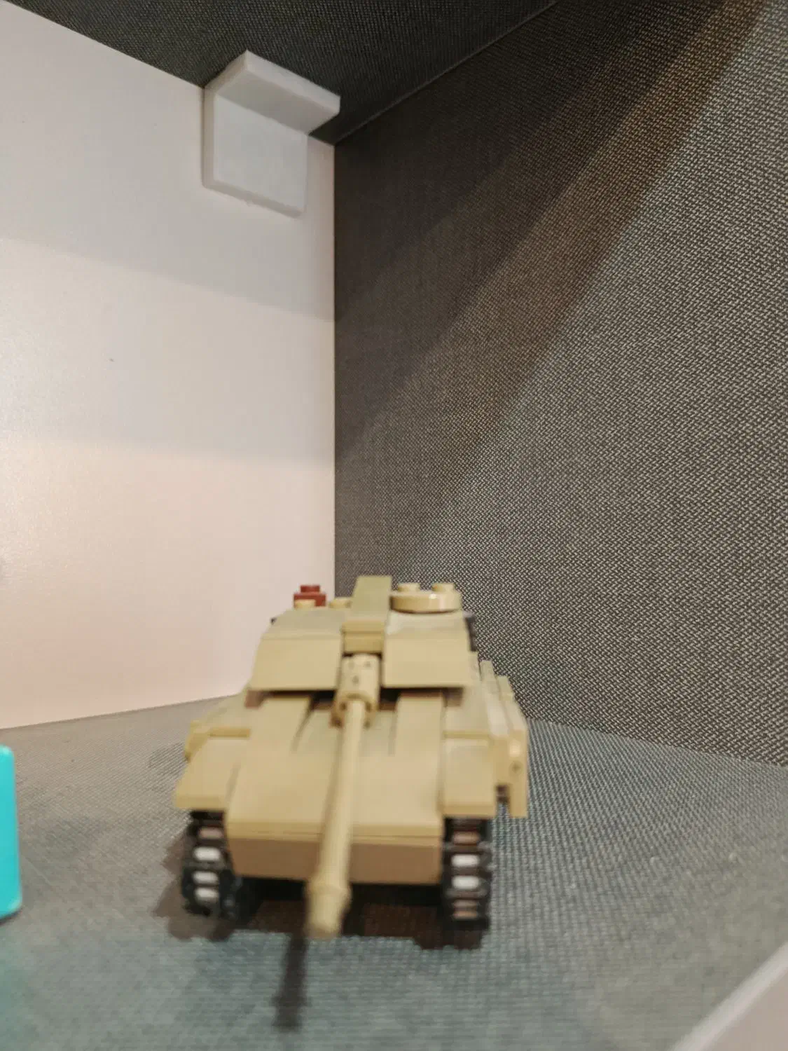 لگو تانک|اسباب‌‌بازی|صدرا-فارس, فاز ۱|دیوار