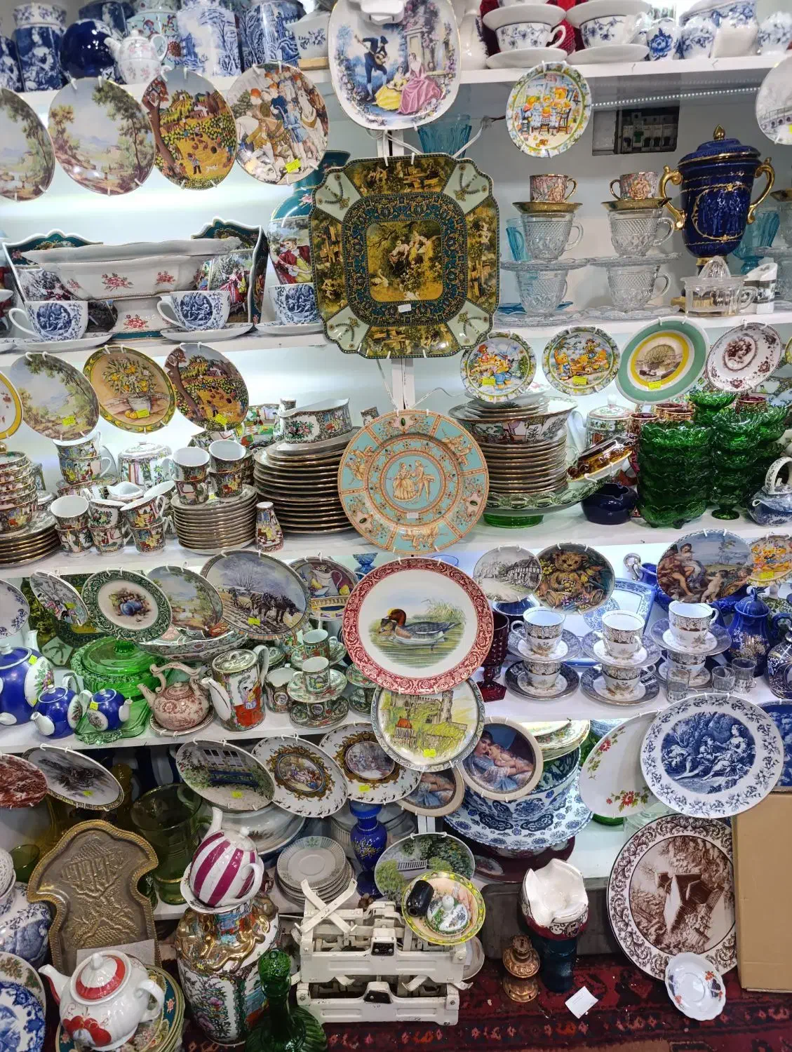 بشقاب دیواری های جذاب|کلکسیون اشیاء عتیقه|قزوین, |دیوار