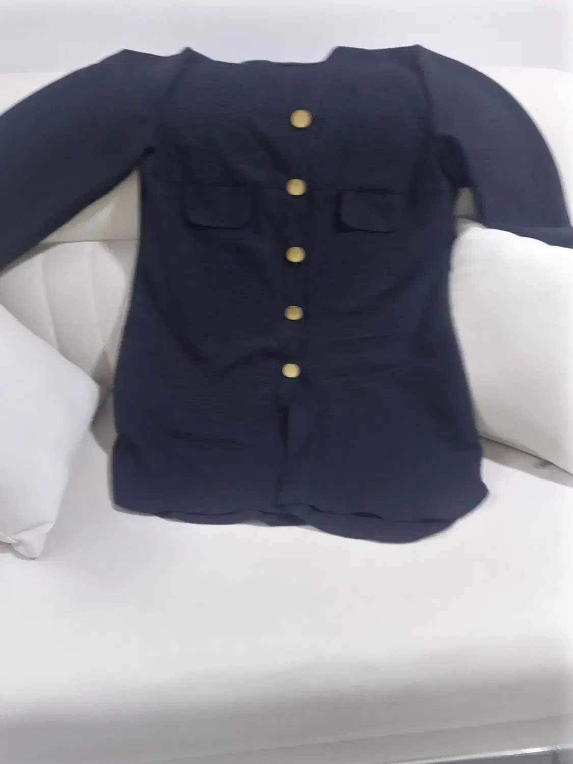 کت مشکی نونو|لباس|سبزوار, قصبه غربی|دیوار