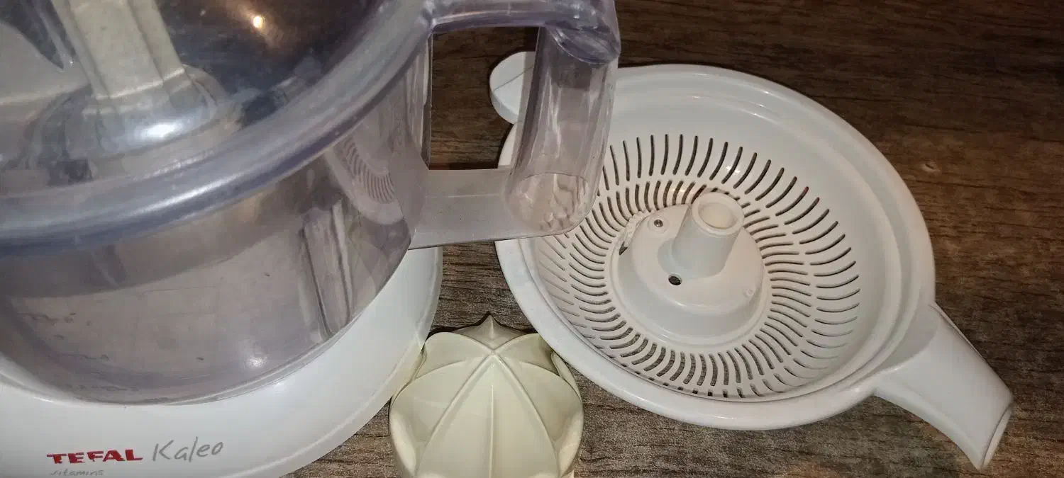 خرد کن و آب مرکبات گیر تفال اصل فرانسه در حد نو|خردکن، آسیاب، غذاساز|فردیس, شهرک هفده شهریور|دیوار