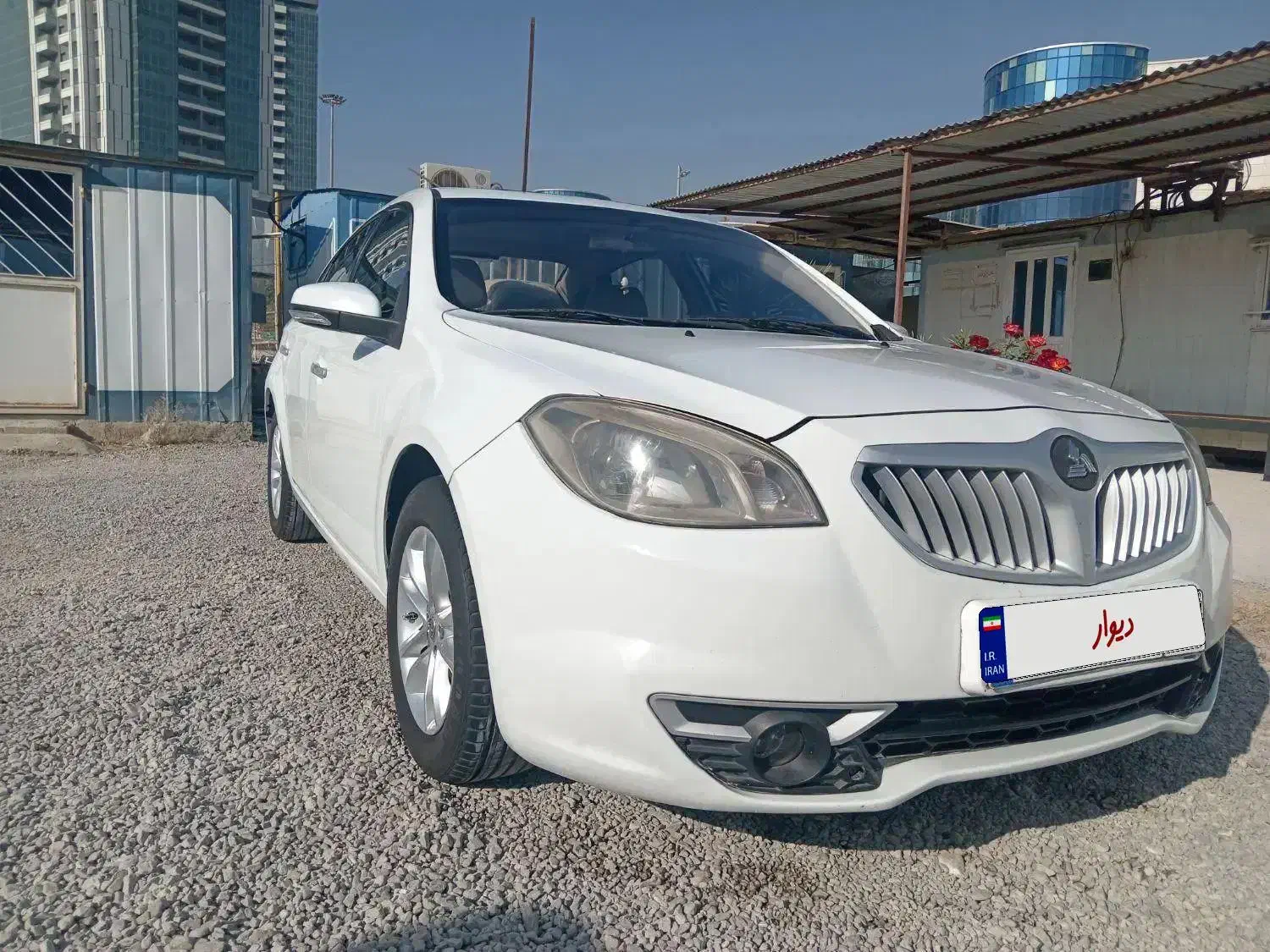 برلیانس 330 اتومات|خودرو سواری و وانت|اصفهان, راه آهن|دیوار