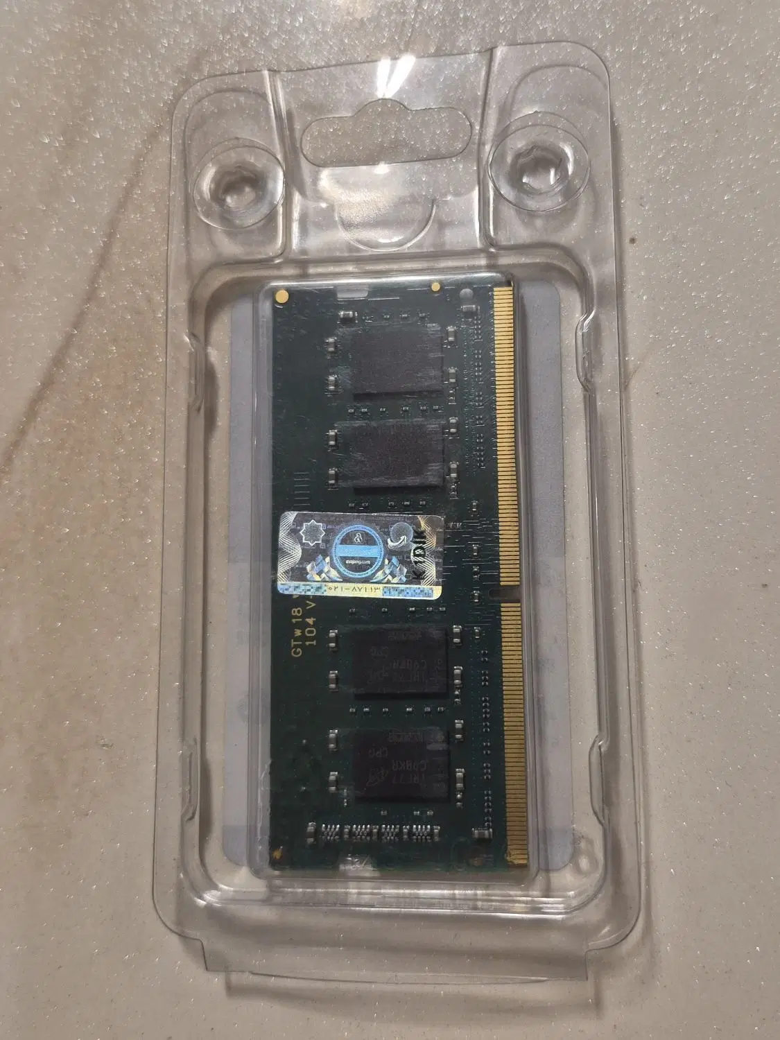 ۴ گیگابایت رم ddr4 کاملا سالم و استوک زیر قیمت|قطعات و لوازم جانبی رایانه|تهران, دروس|دیوار