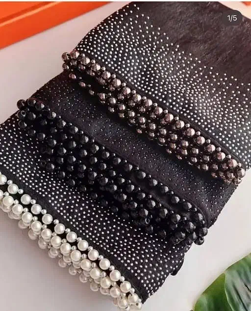 منجوق دوزی|لباس|کوهدشت, |دیوار