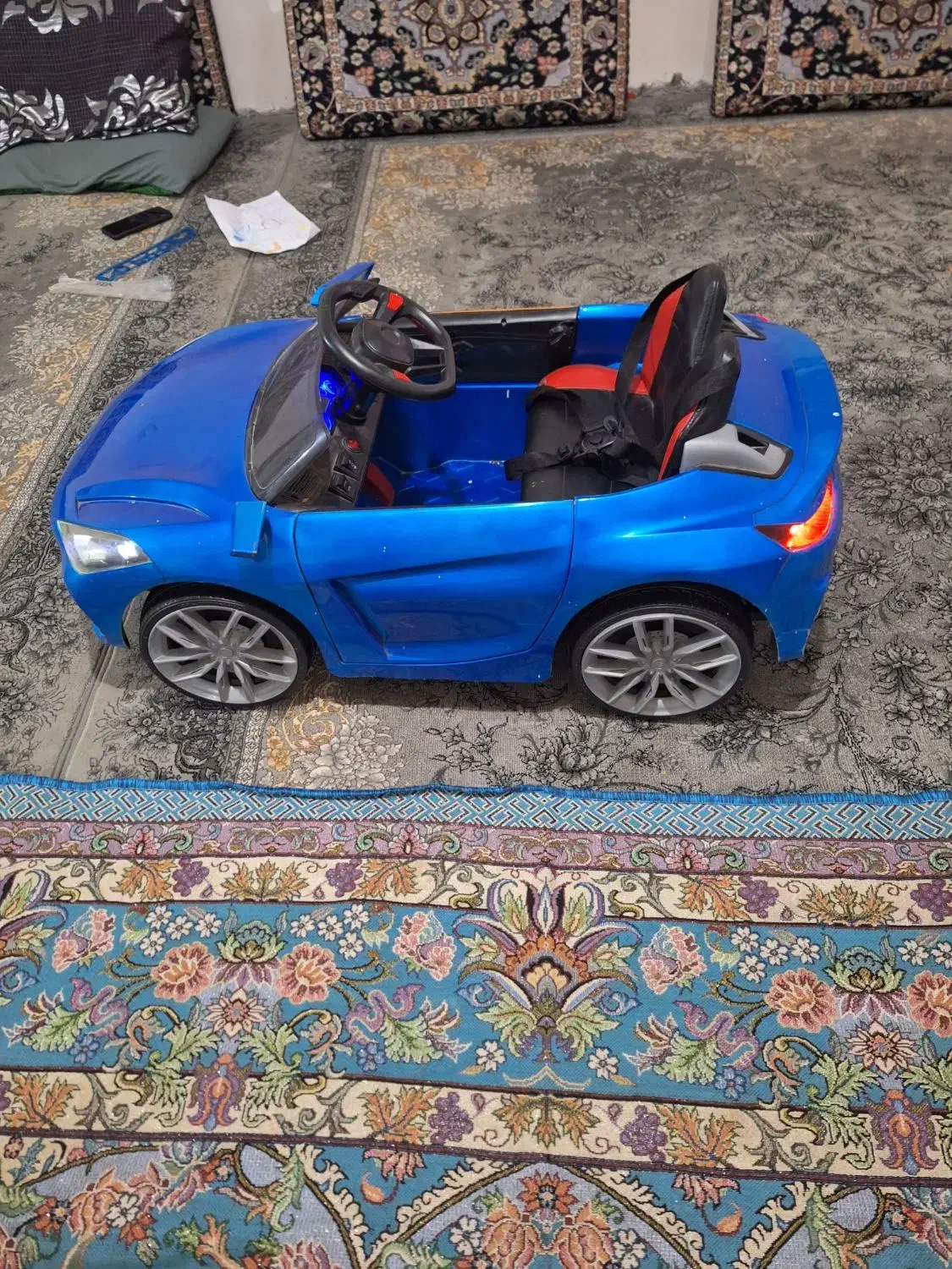 ماشین شارژی|اسباب‌بازی بچه|تاکستان, |دیوار