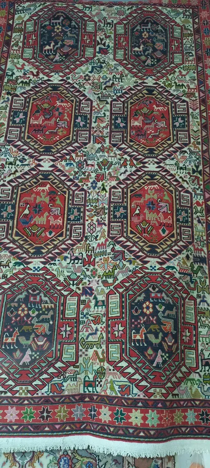 ورنی کف ابریشم (۱/۲۵×۲)|فرش|تبریز, |دیوار