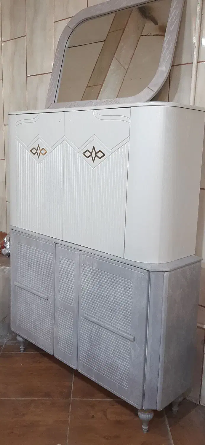 آیینه و کنسول|بوفه، ویترین، کنسول|شهرکرد, |دیوار