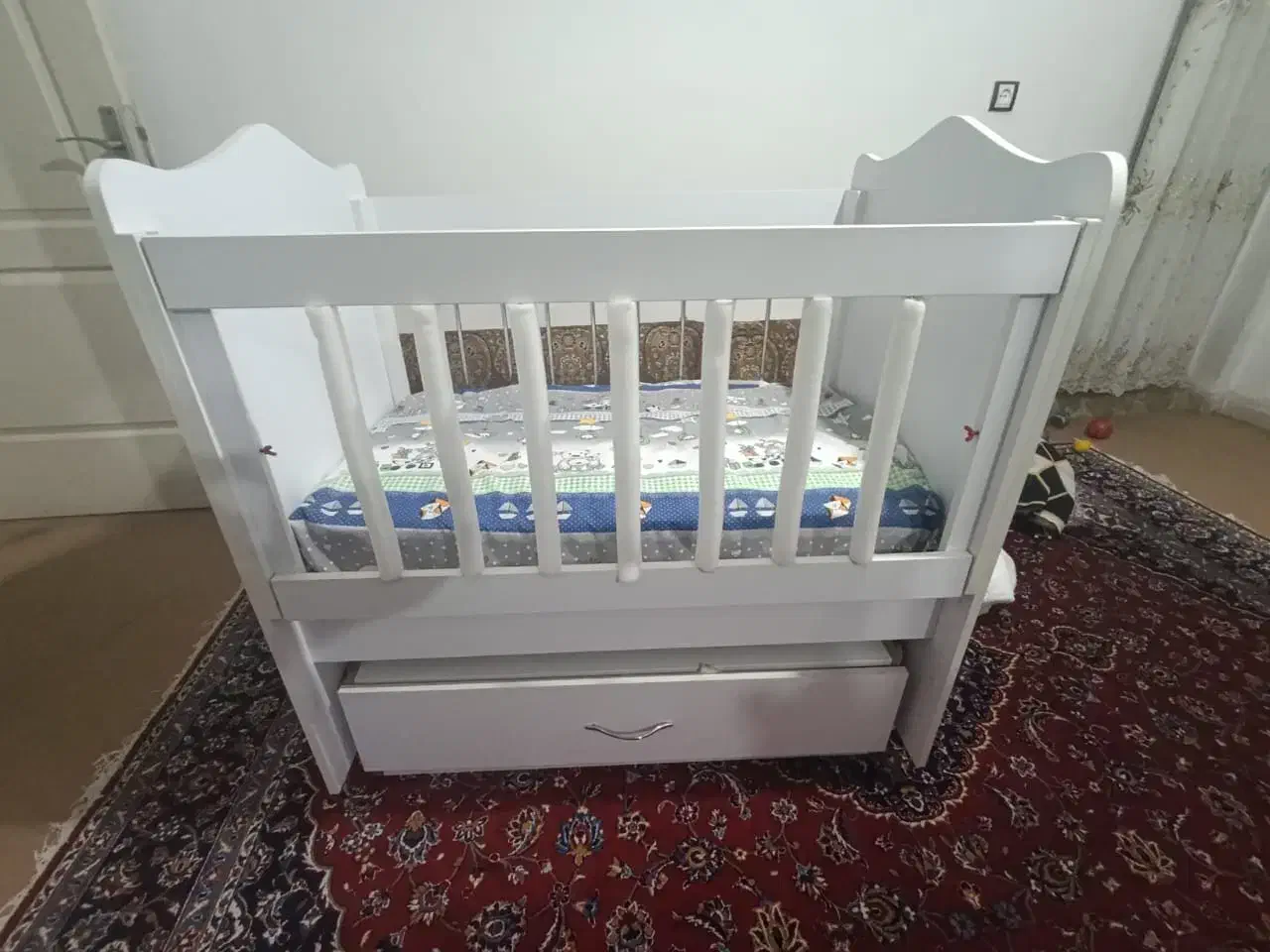 تخت کودک|تخت و صندلی بچه|سنندج, |دیوار