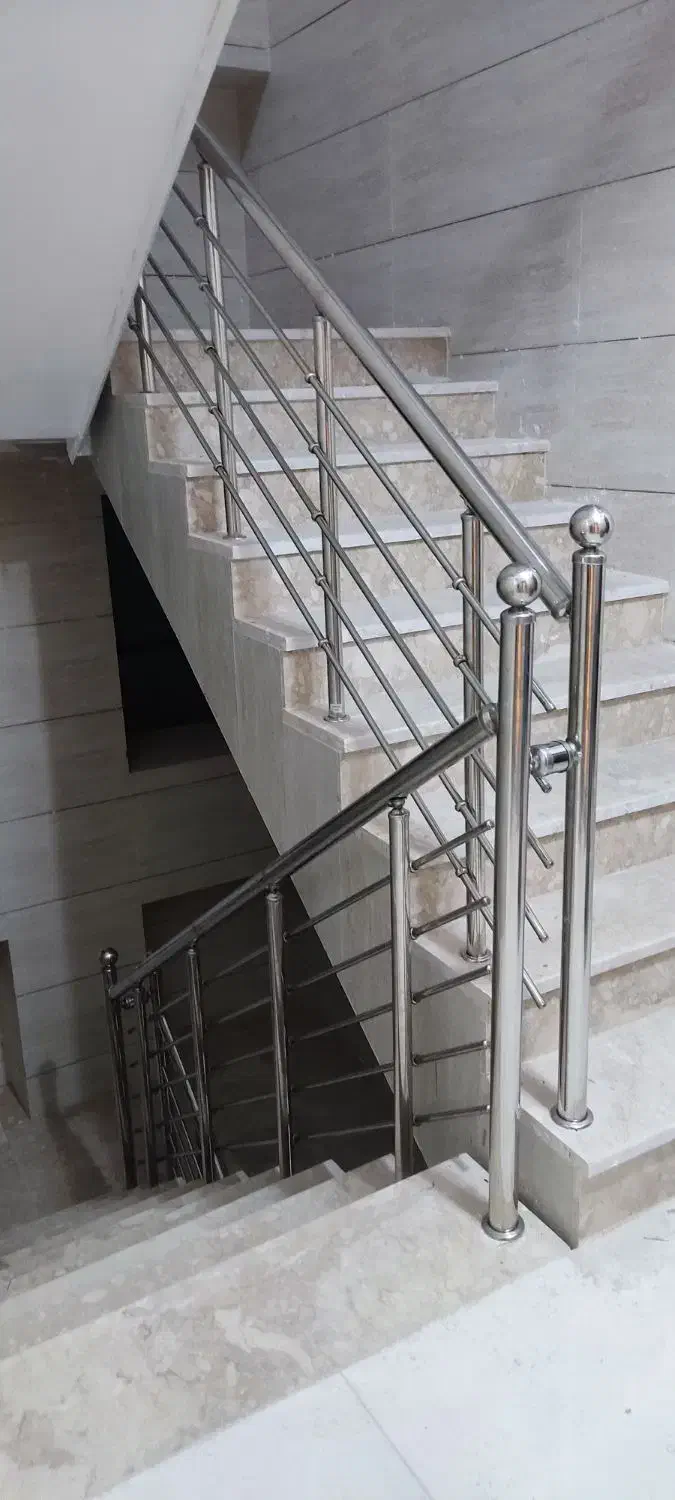 نرده و حفاظ استیل تضمینی نازلترین قیمت|خدمات پیشه و مهارت|شیراز, کفترک|دیوار