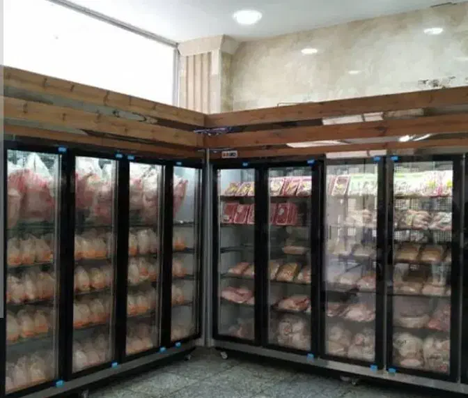 کارگر مرغ وماهی مهریز|استخدام خدمات فروشگاه و رستوران|مهریز, |دیوار