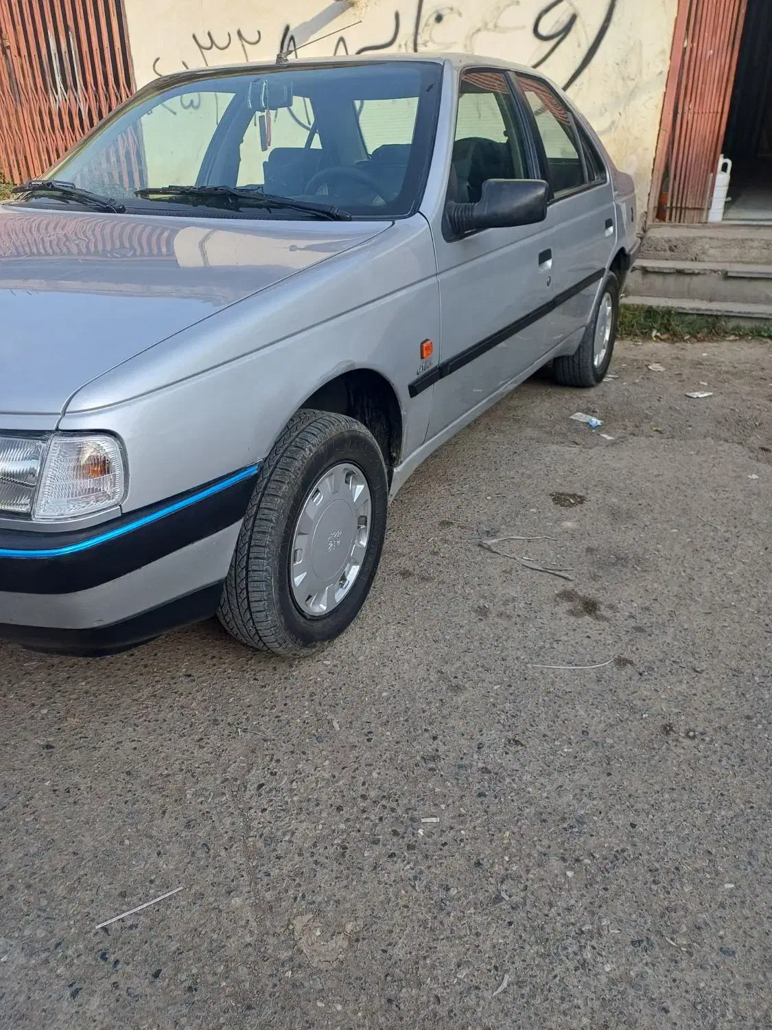 فروش پژو ۴۰۵ دوگانه کارخانه عتیقه|خودرو سواری و وانت|قشلاق دشت, |دیوار